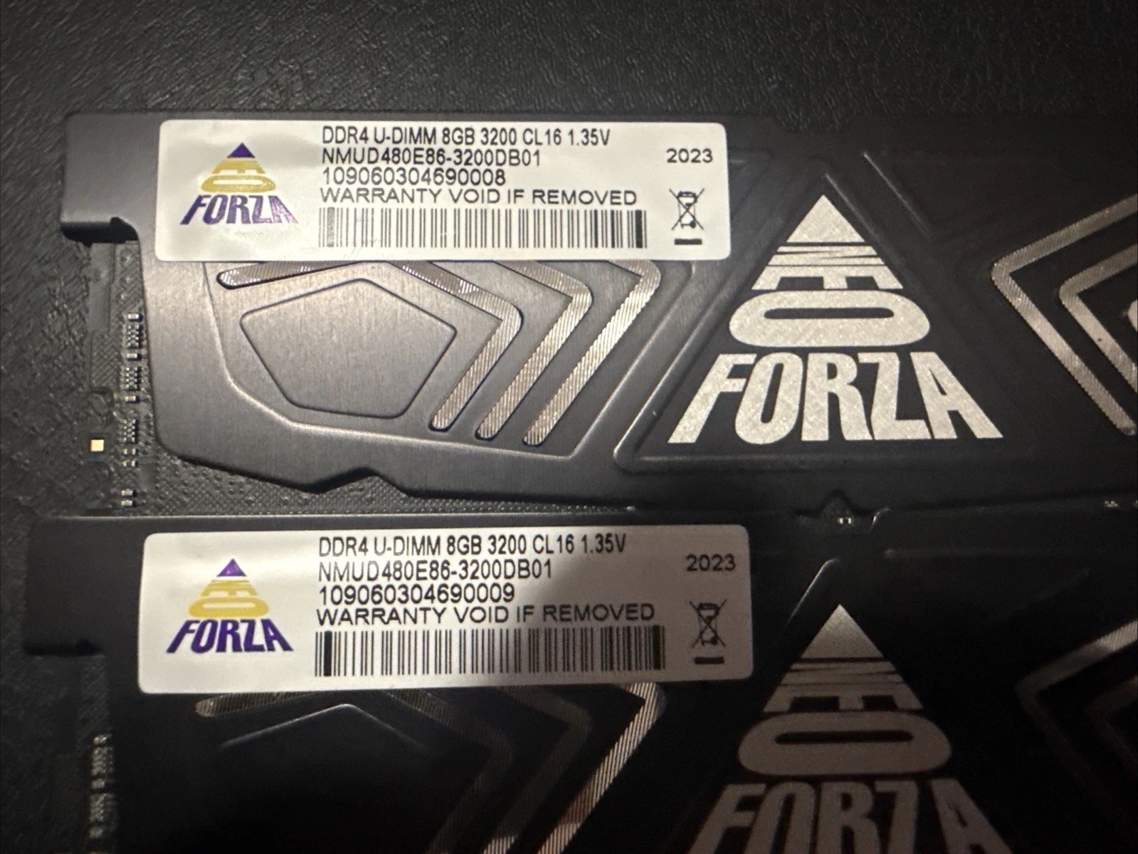 Neo Forza FAYE 16 GB (2 x 8 GB) DDR4-3200 CL16 Memory NMUD480E86-3200DB01