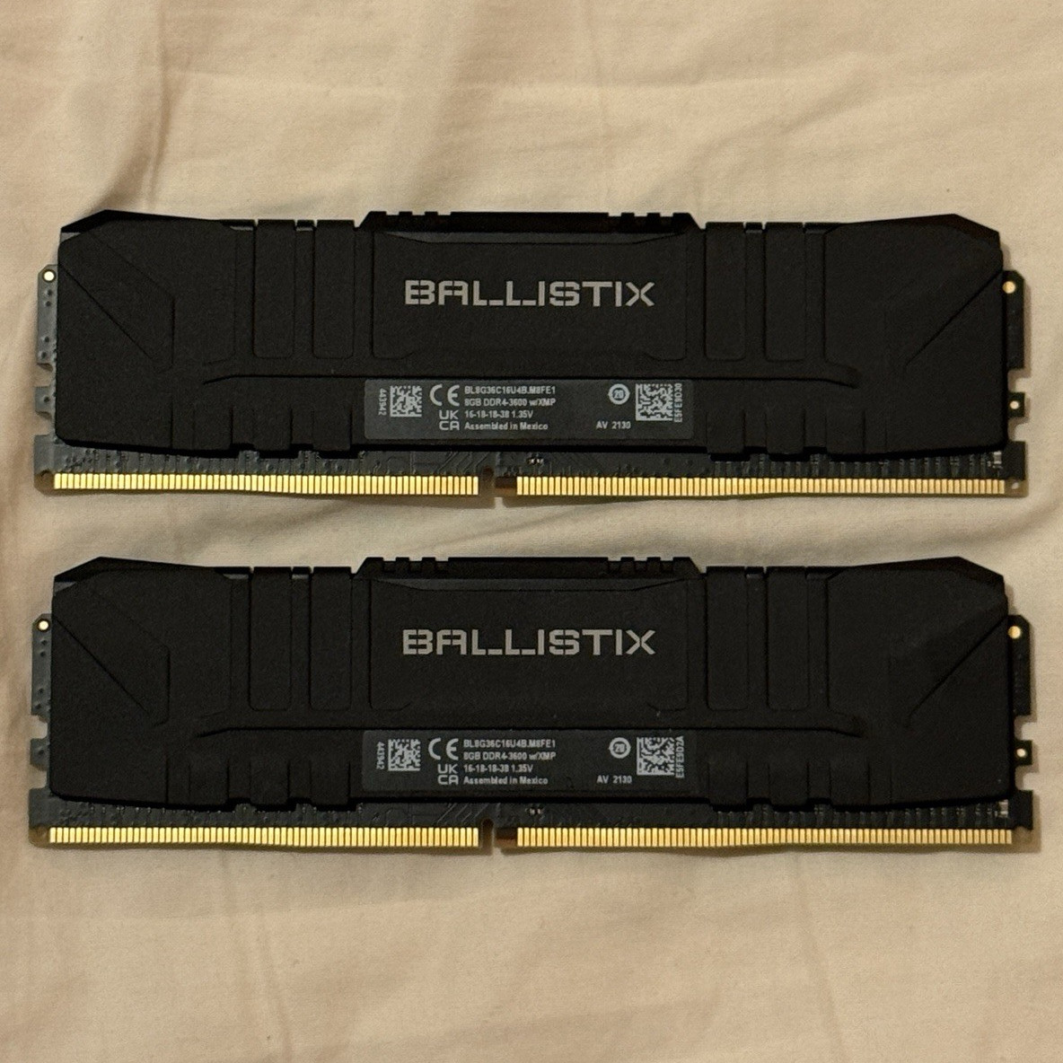 Crucial Ballistix 16GB (2x8GB) DDR4-3600 PC4-28800 288-Pin DIMM