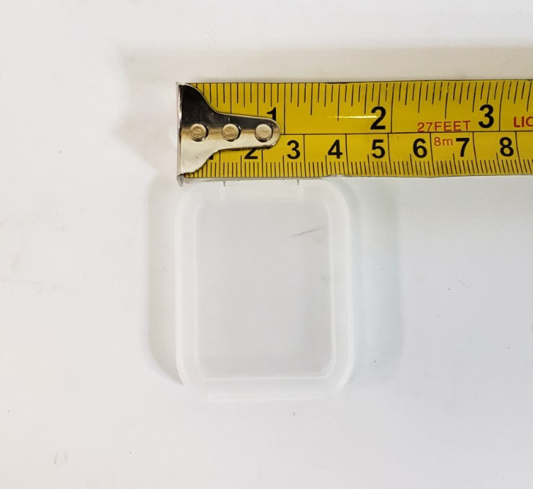 Lot of 100 Used 5cm x 4cm Clear Plastic Cases
