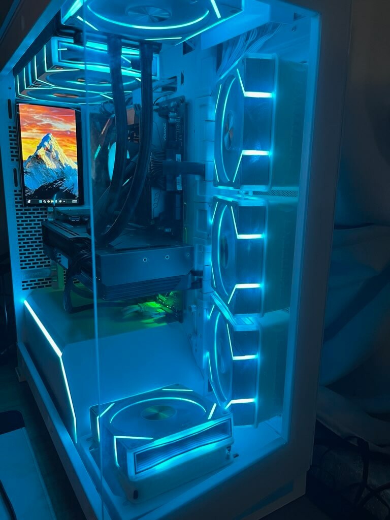 Angled PC Fan Bracket for Phanteks NV series, 120mm / 140mm