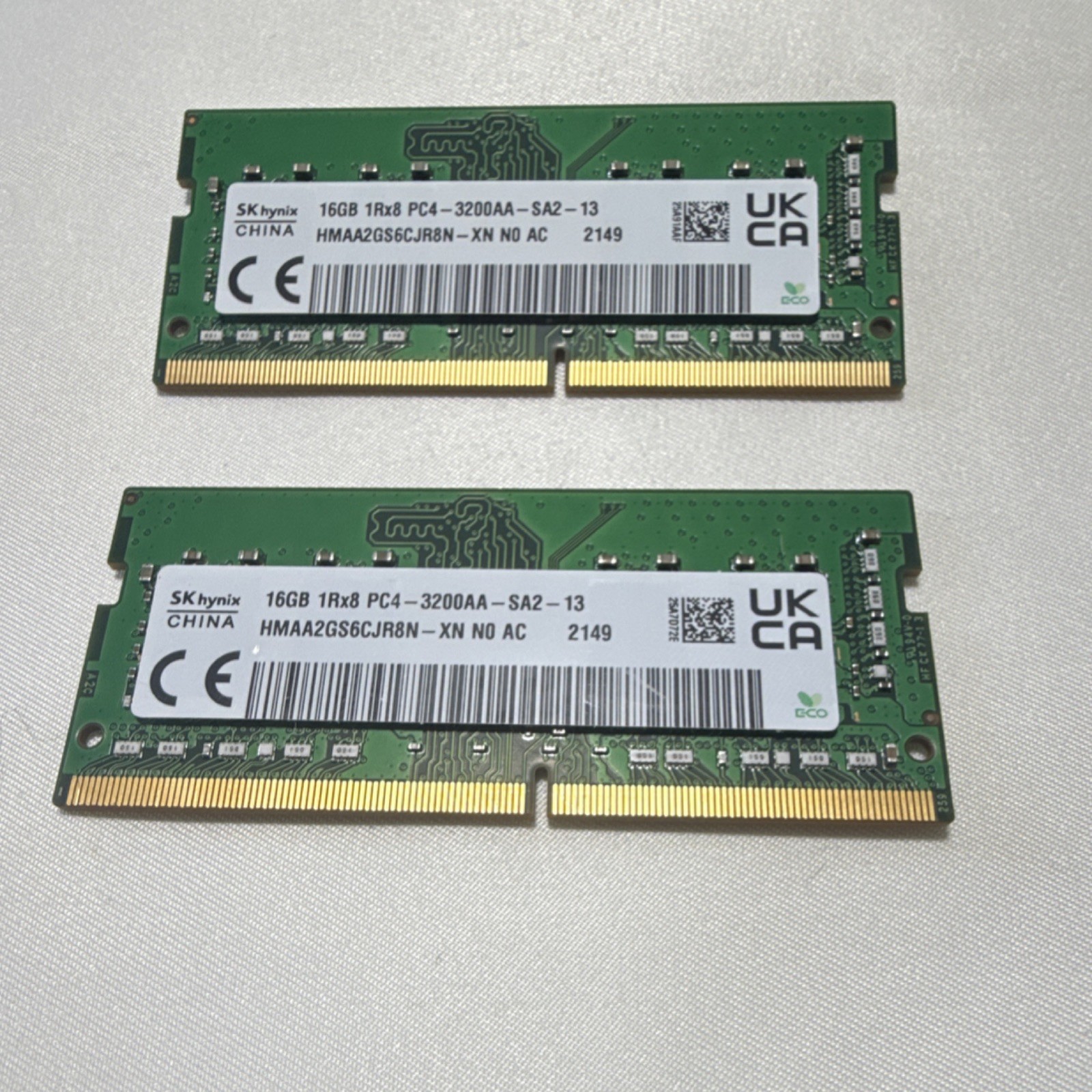 SK hynix 32GB DDR4-3200 SO-DIMM 260-Pin Laptop RAM HMAA2GS6CJR8N-XN