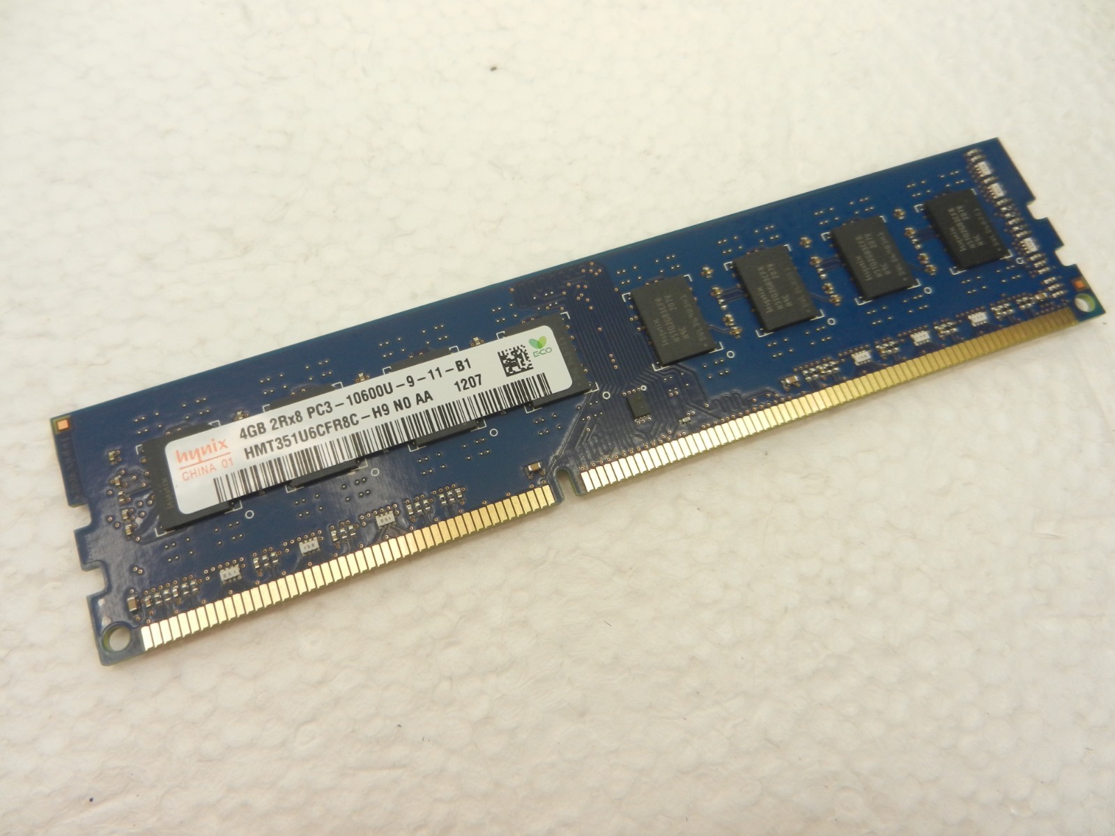 Hynix HMT351U6CFR8C-H9 4Gb PC3-10600U DDR3-1333MHz non-ECC DIMM Memory RAM