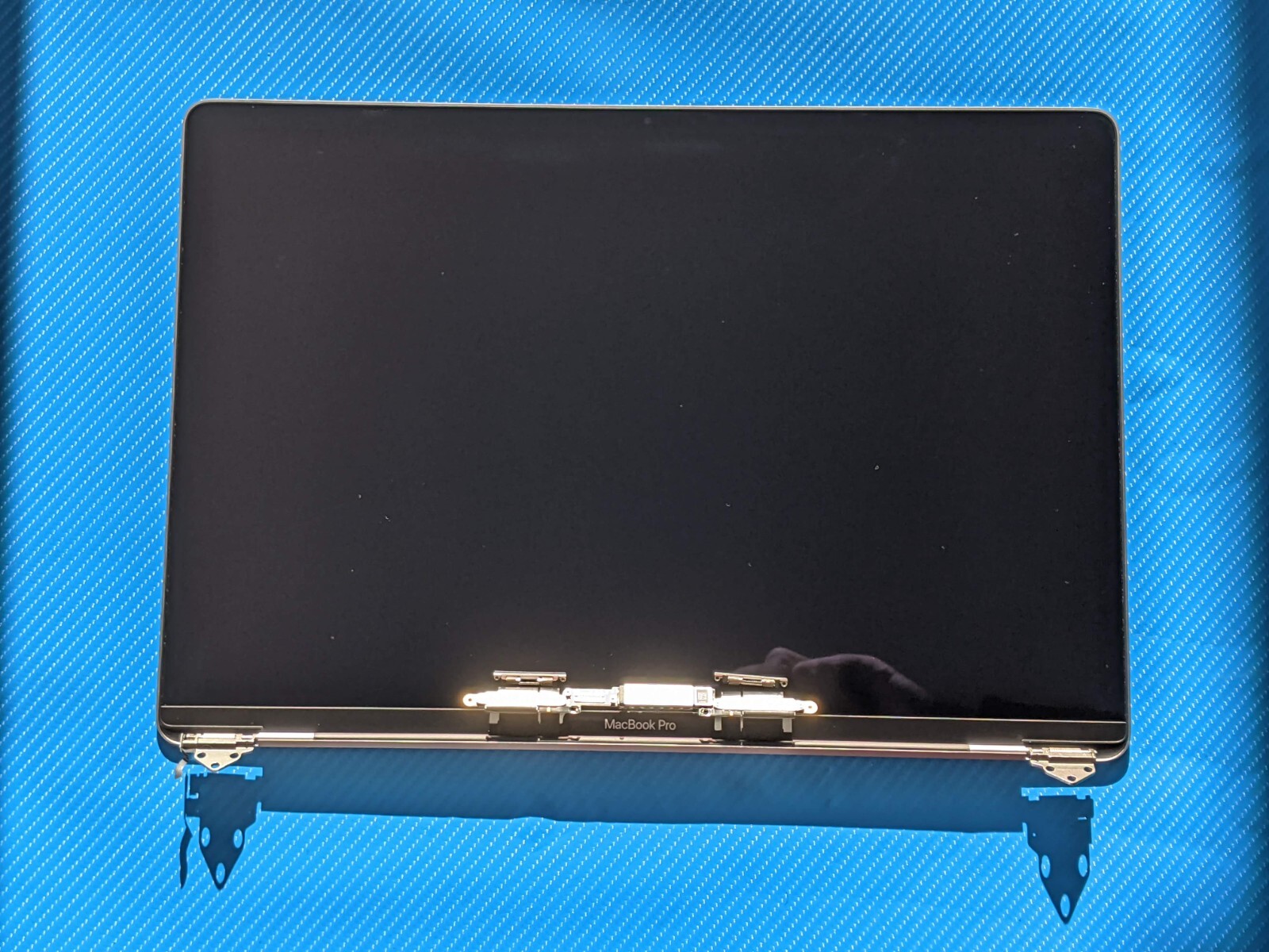 MacBook Pro A2141 16″ Late 2019 MVVJ2LL/A LCD Screen Assembly Gray 661-14200