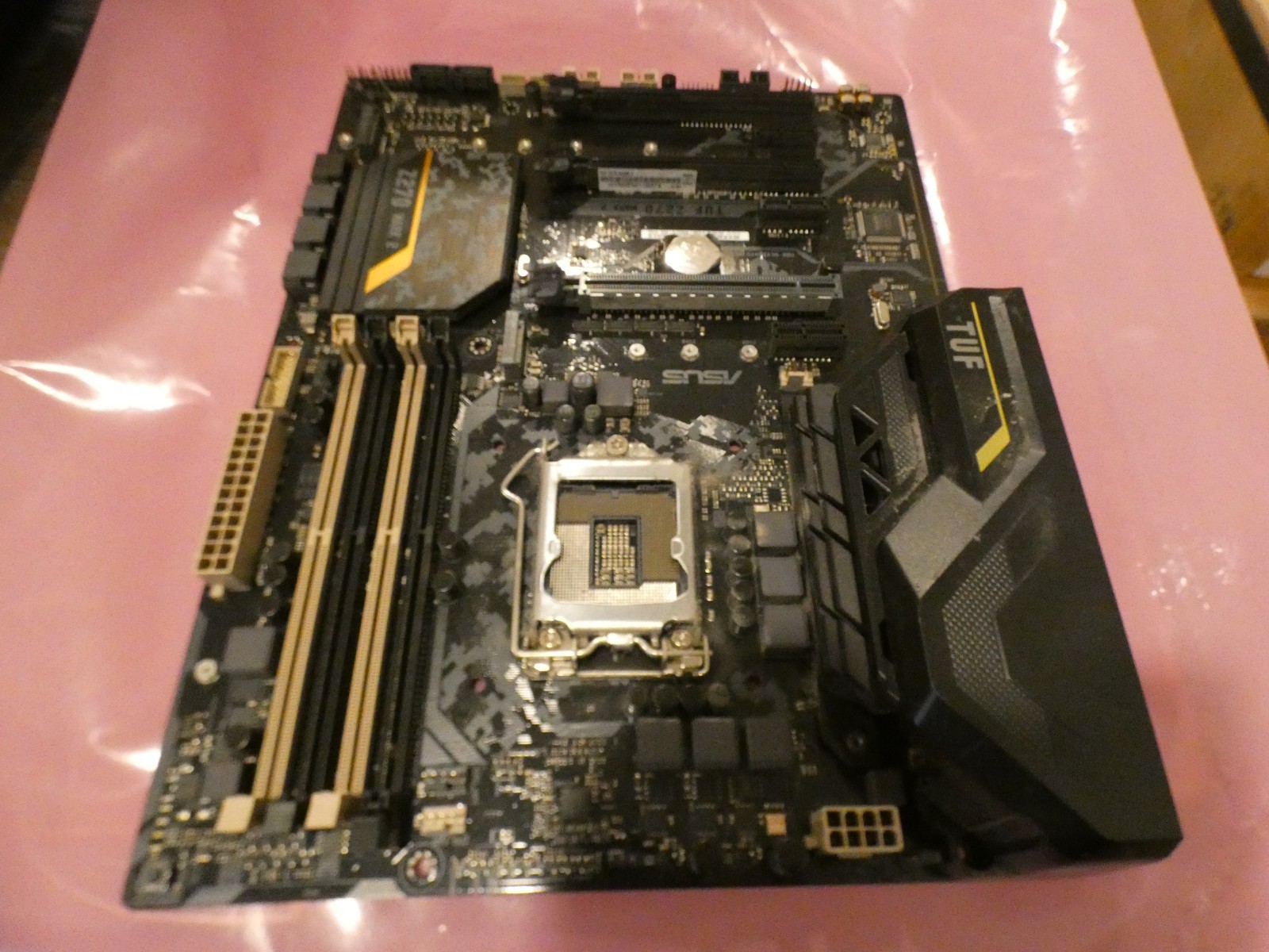Asus TUF Z270 Mark 2 LGA 1151 DDR4 ATX Desktop Motherboard HDMI DVI Intel CPU