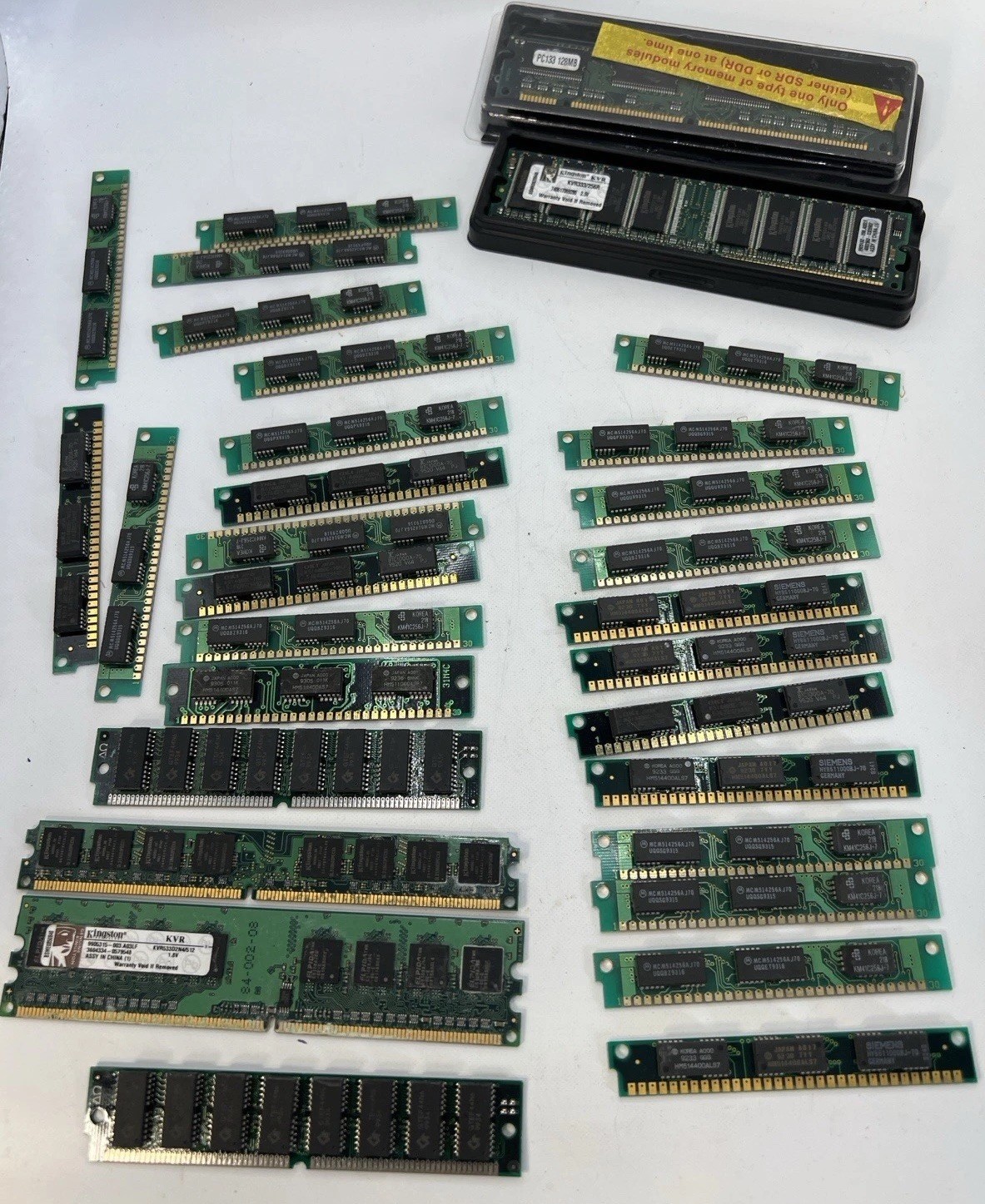 Vintage Computer Memory Modules Lot – Mixed RAM Bundle SDRAM SIMM DIMM 30pcs
