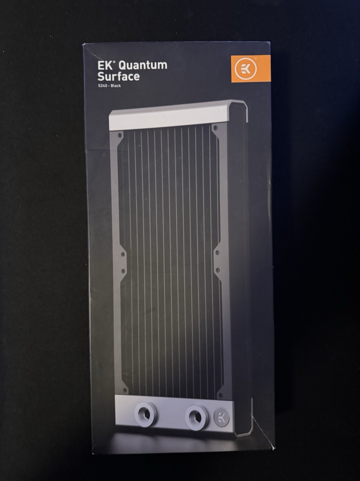 EK Quantum Surface S240 – Black (240mm Radiator)