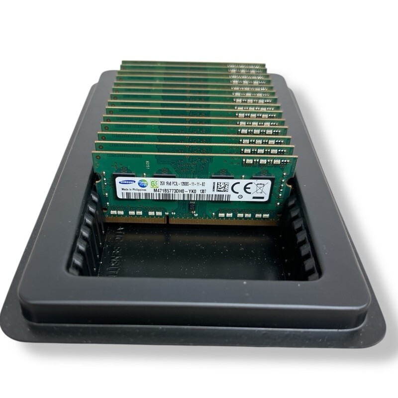14x Samsung 2GB PC3L-12800S DDR3-1600MHz 204pin So-Dimm Memory M471B5773DH0-YK0