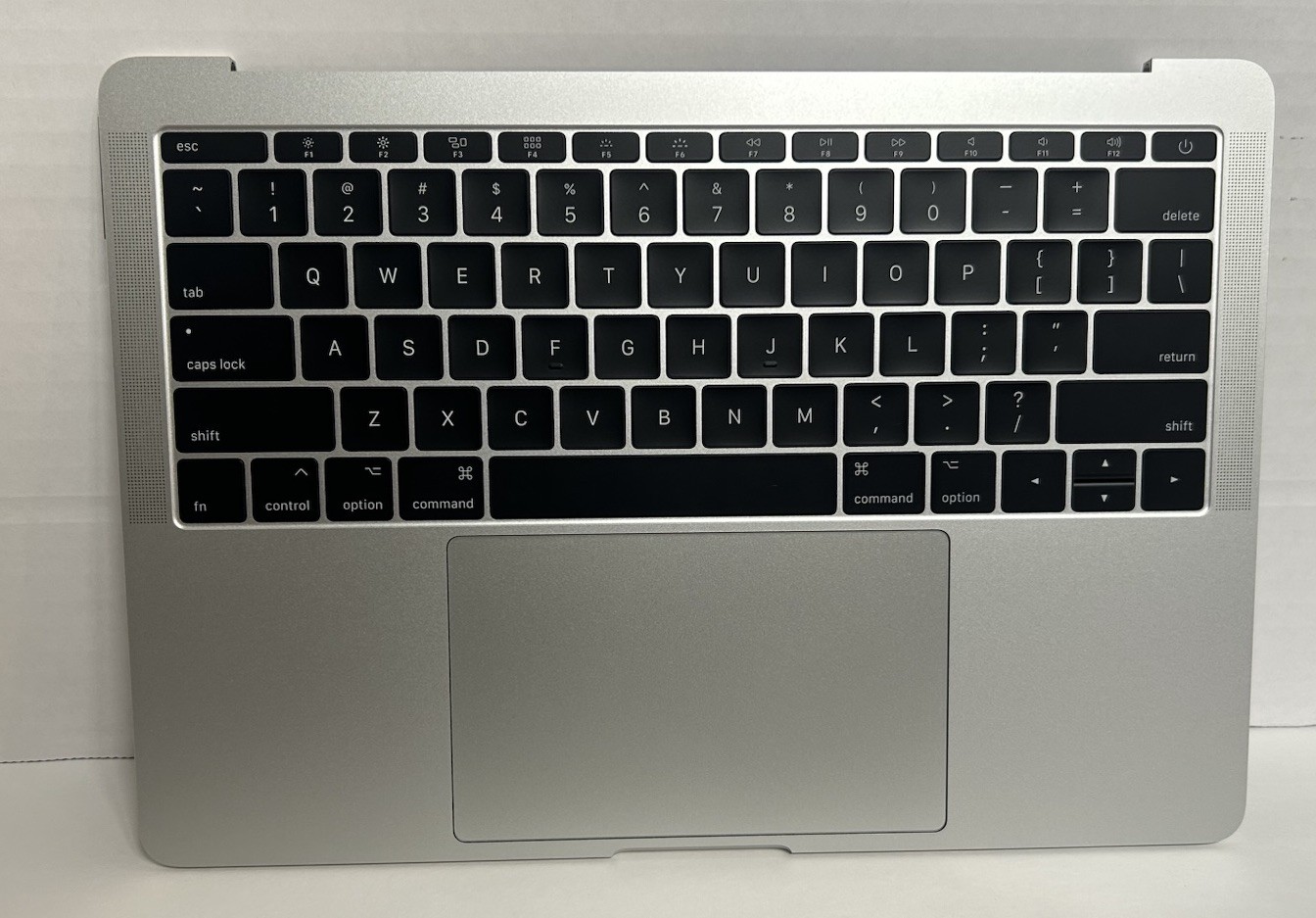 OEM Apple MacBook Pro 13″ A1708 2016 2017 Top Case Keyboard Battery Silver