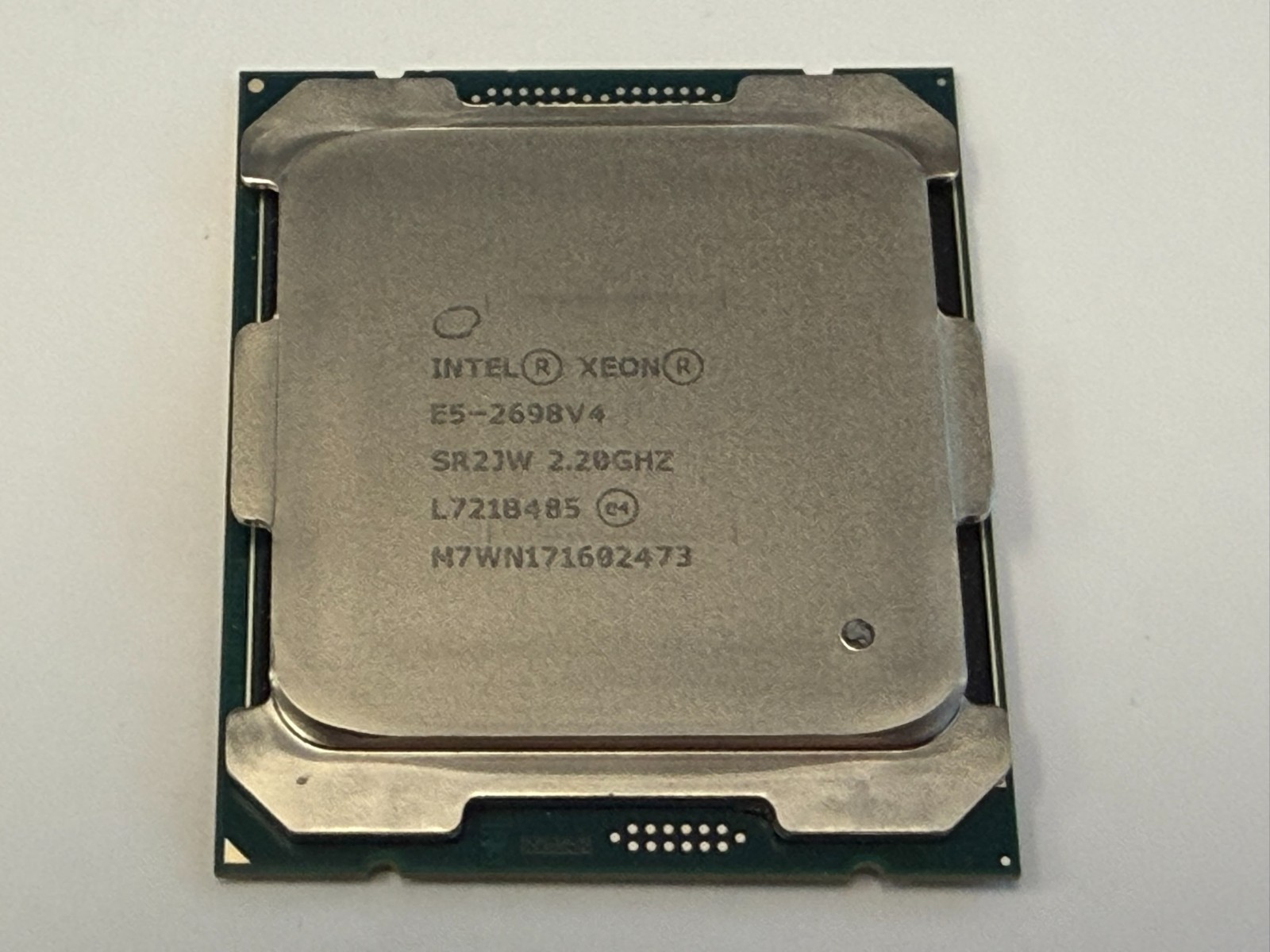 Intel SR2JW Xeon E5-2698 v4 2.20GHz 51M Socket 2011-3 LGA2011-3 20-Core CPU