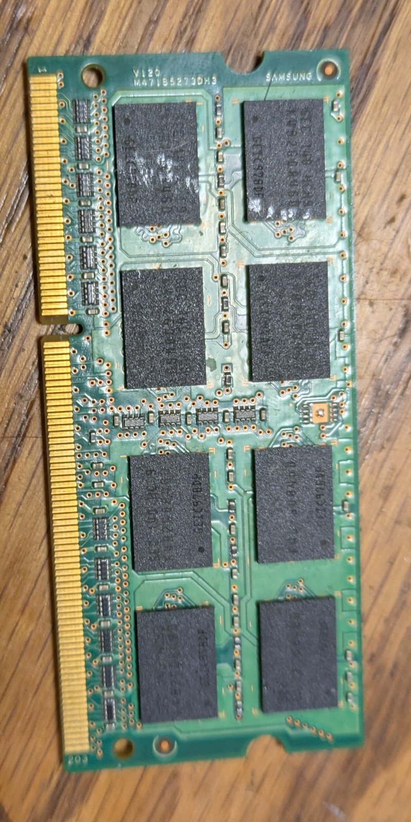 Samsung 4GB DDR3 SODIMM laptop memory module – M471B5273DH0‑CH9