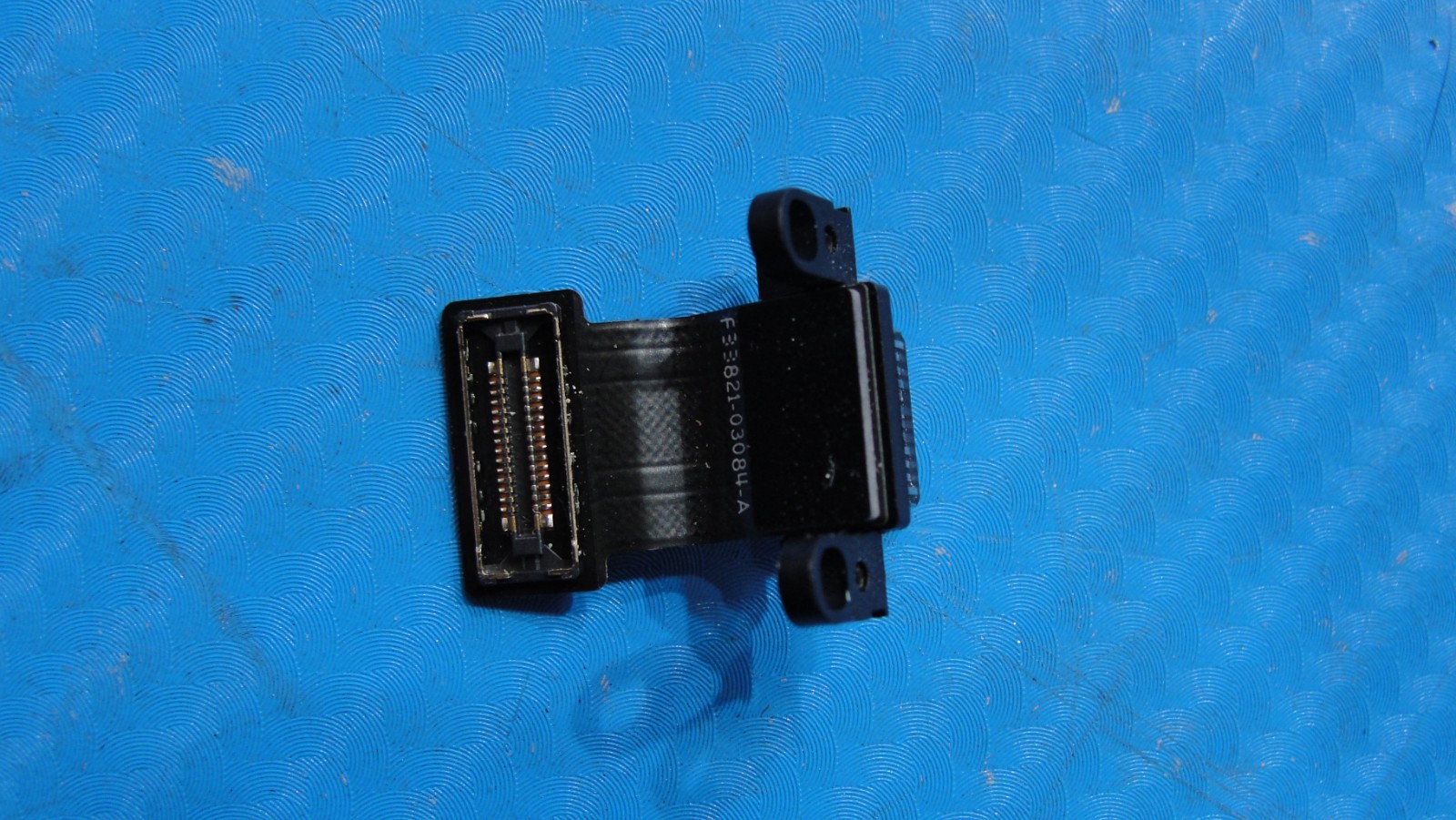 Macbook Pro A2779 2023 MPHE3LL/A 14″ OEM Thunderbolt 3 & I/O Board 821-03084-A