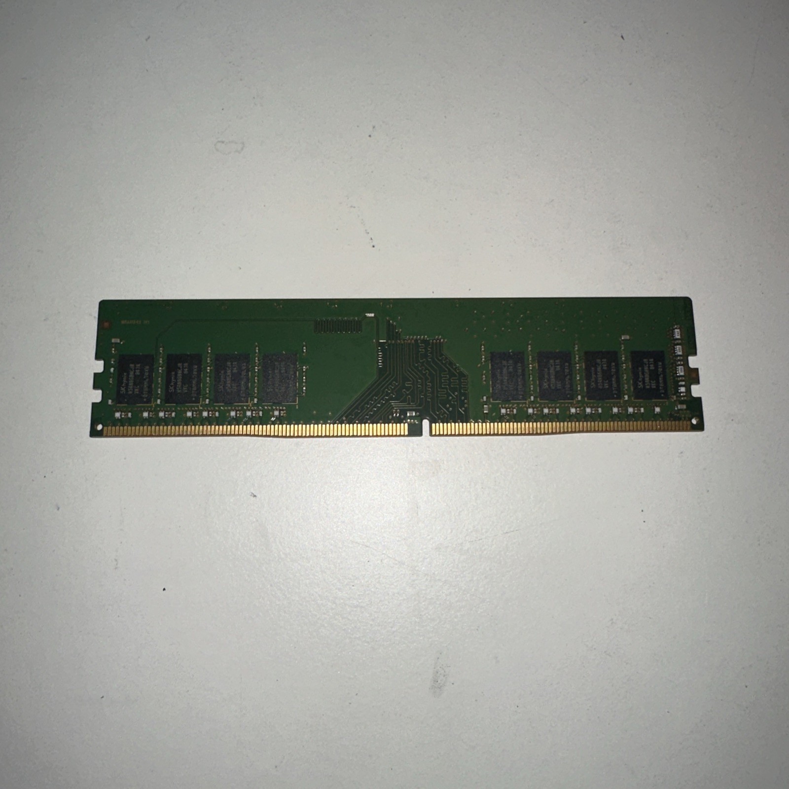 SK Hynix 8GB DDR4-2666 Desktop Memory RAM DIMM HMA81GU6CJR8N-VK Good Cond