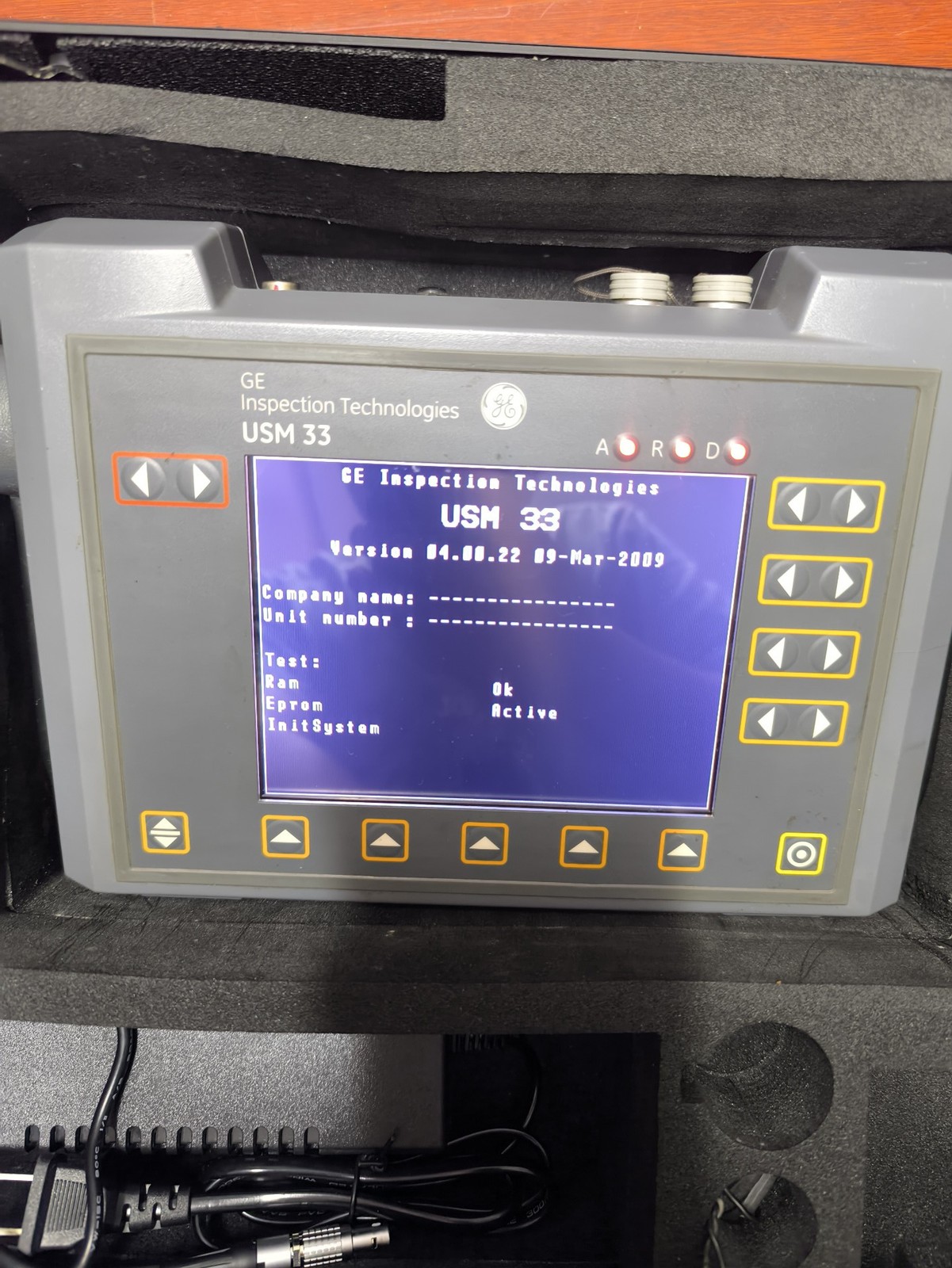 Used GE USM33 Ultrasonic Flaw Detector Main Unit + Battery + Cable 100% Test