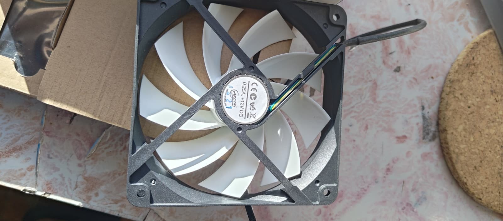 Universal gpu water cooling kit AIO: Artic Accelero Hybrid II