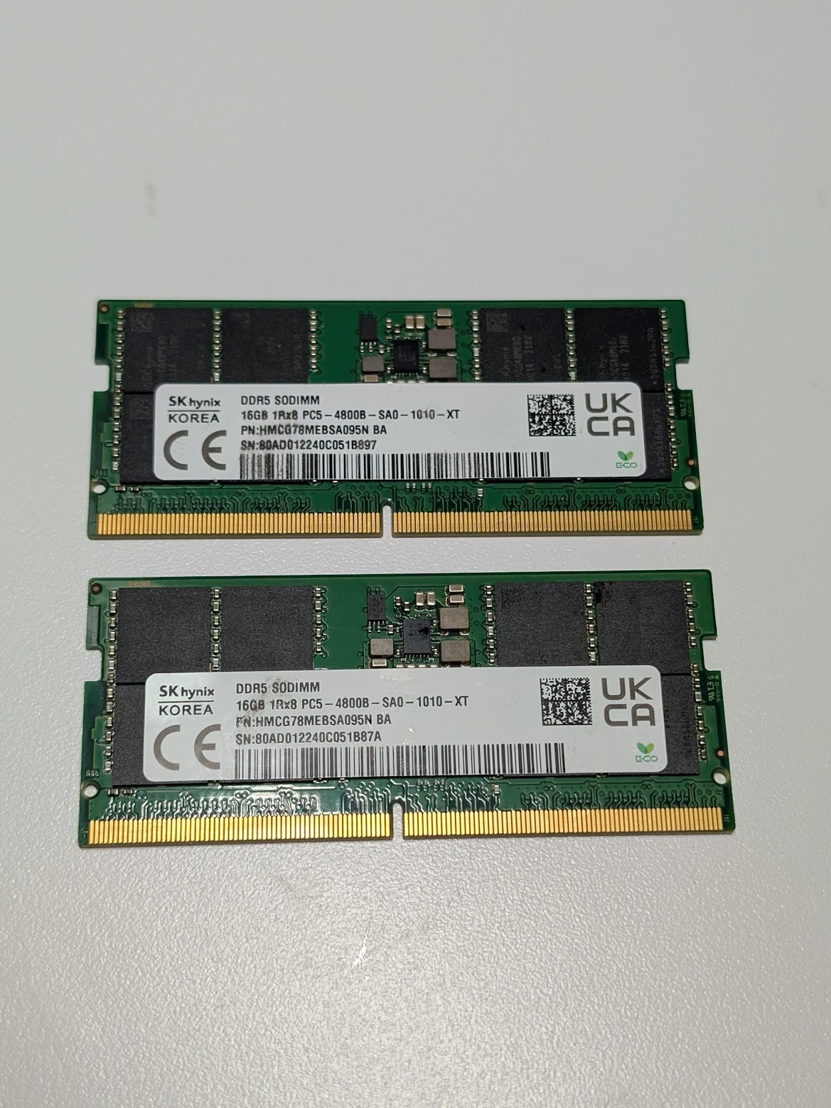 SK hynix 16GB 1x16GB DDR5 4800 CL40 SO-DIMM Laptop Memory RAM Kit