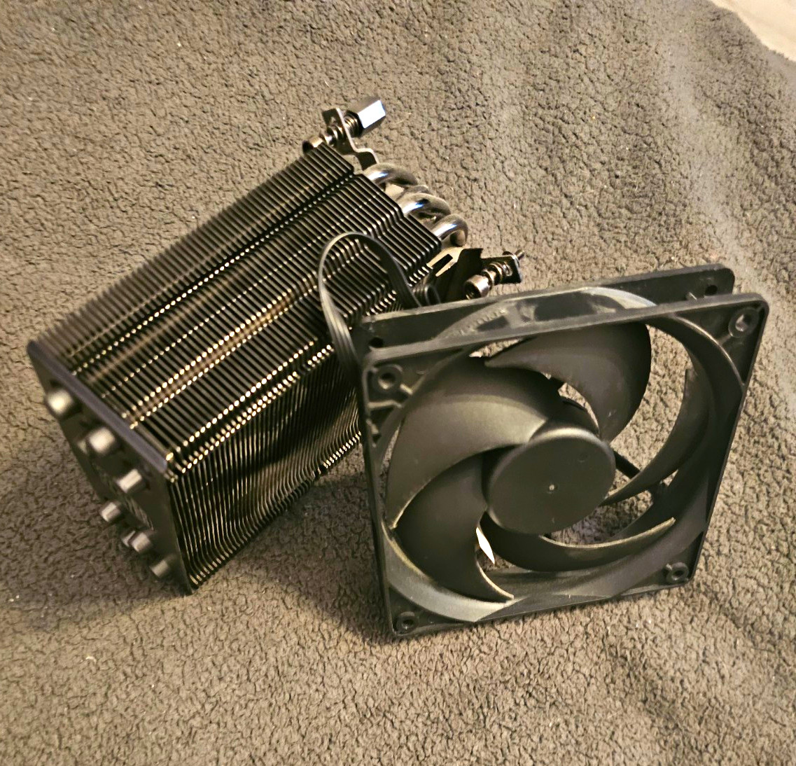 CPU Fan w/ Heatsink Ball Bearing Aluminum/Copper Black/Silver Universal