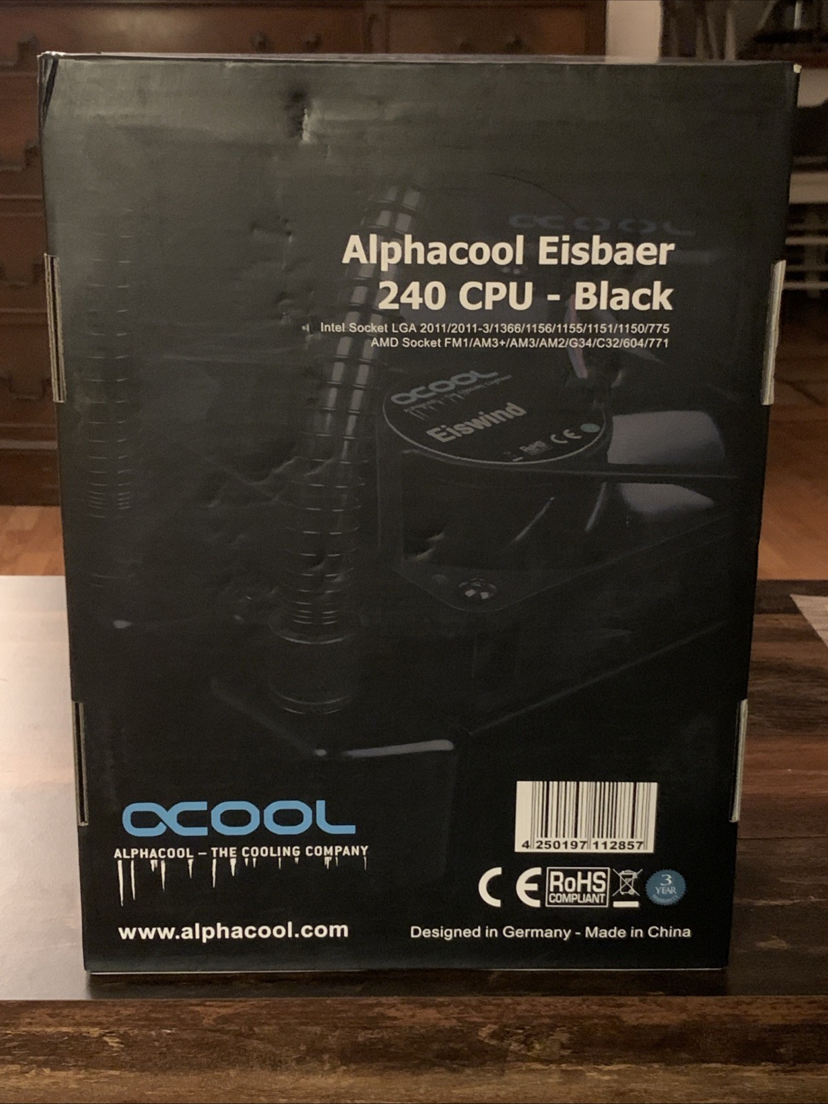 Alphacool Eisbaer 240 CPU Water Cooler AIO Black – Intel/AMD Compatible