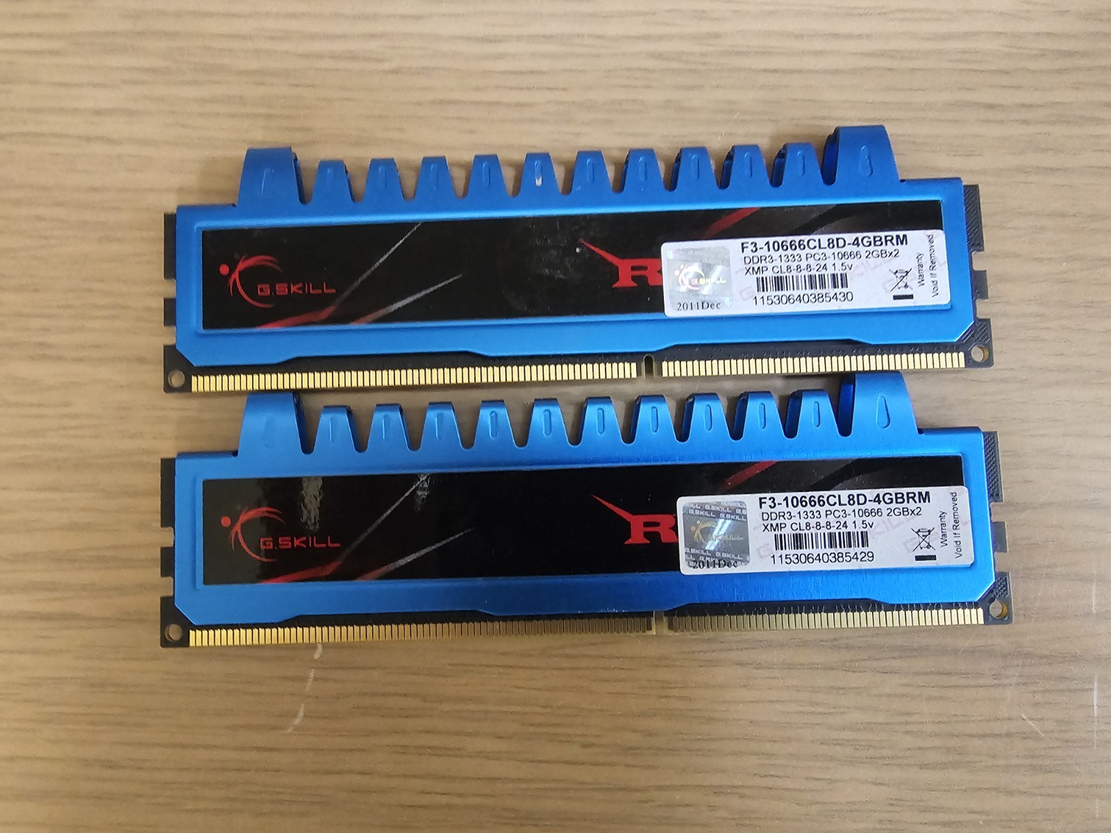 lot of G.Skill Ripjaws 2GB DDR3 ram