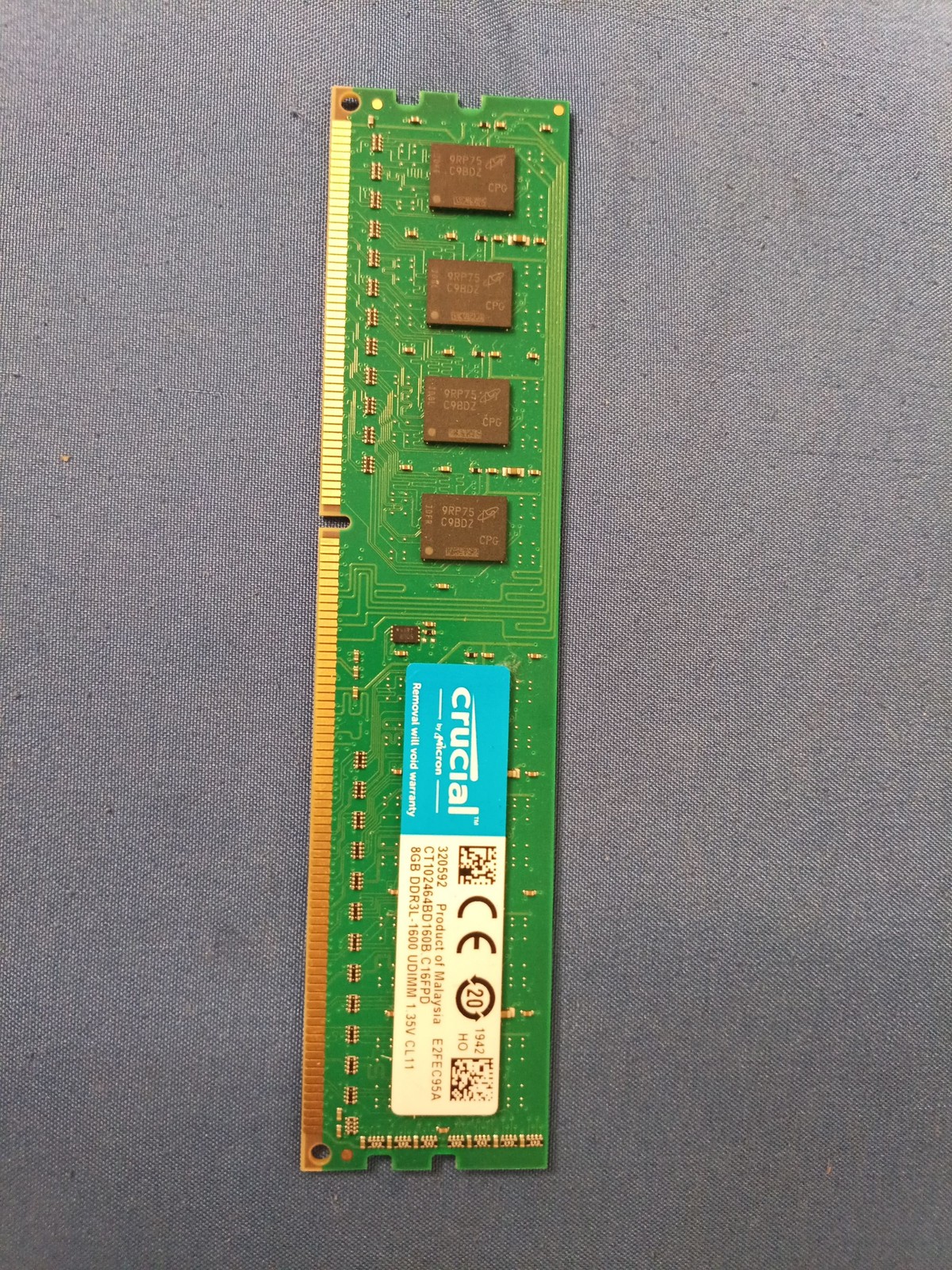 Crucial 8GB DDR3L 1600 UDIMM Desktop RAM PC3L-12800 CT102464BD160B