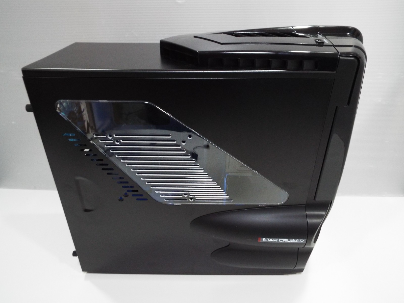 AeroCool ATX Mid Tower Cases Syclone II-Bk Black Blue with LED fan
