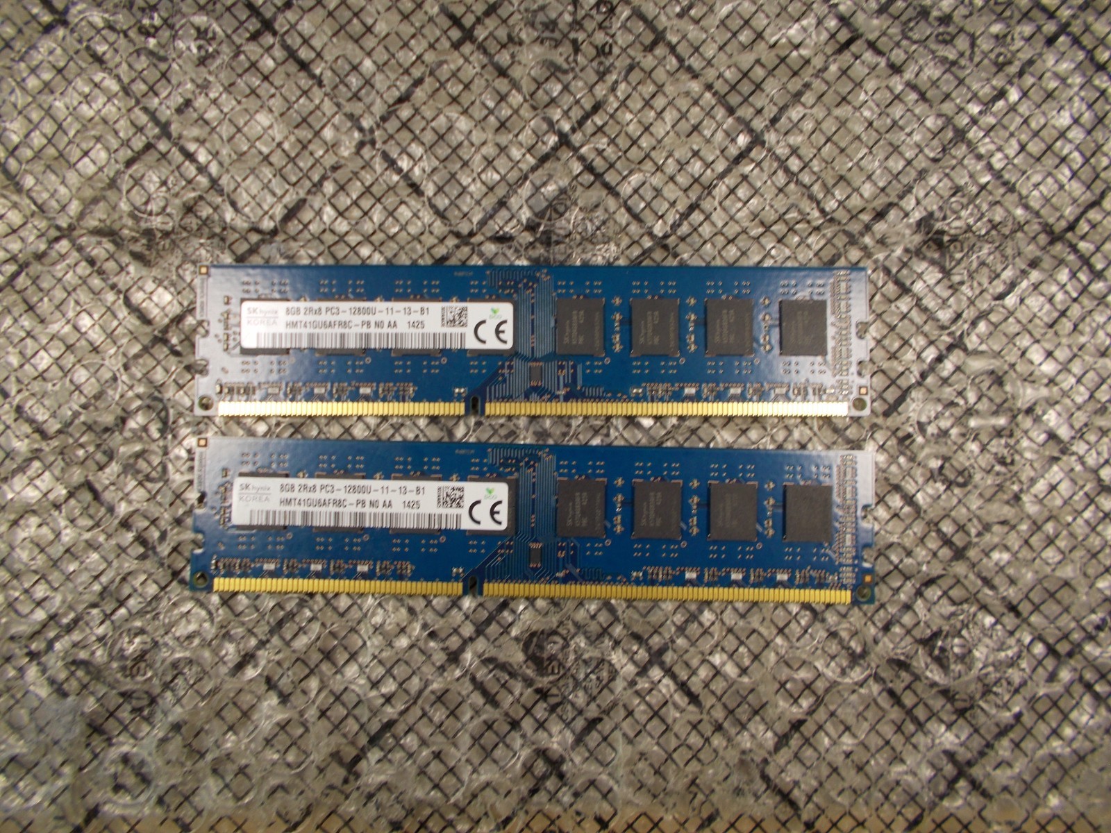 16GB (8GBx2) Hynix PC3-12800 1600mhz Non-ECC DDR3 Ram HMT41GU6AFR8C-PB
