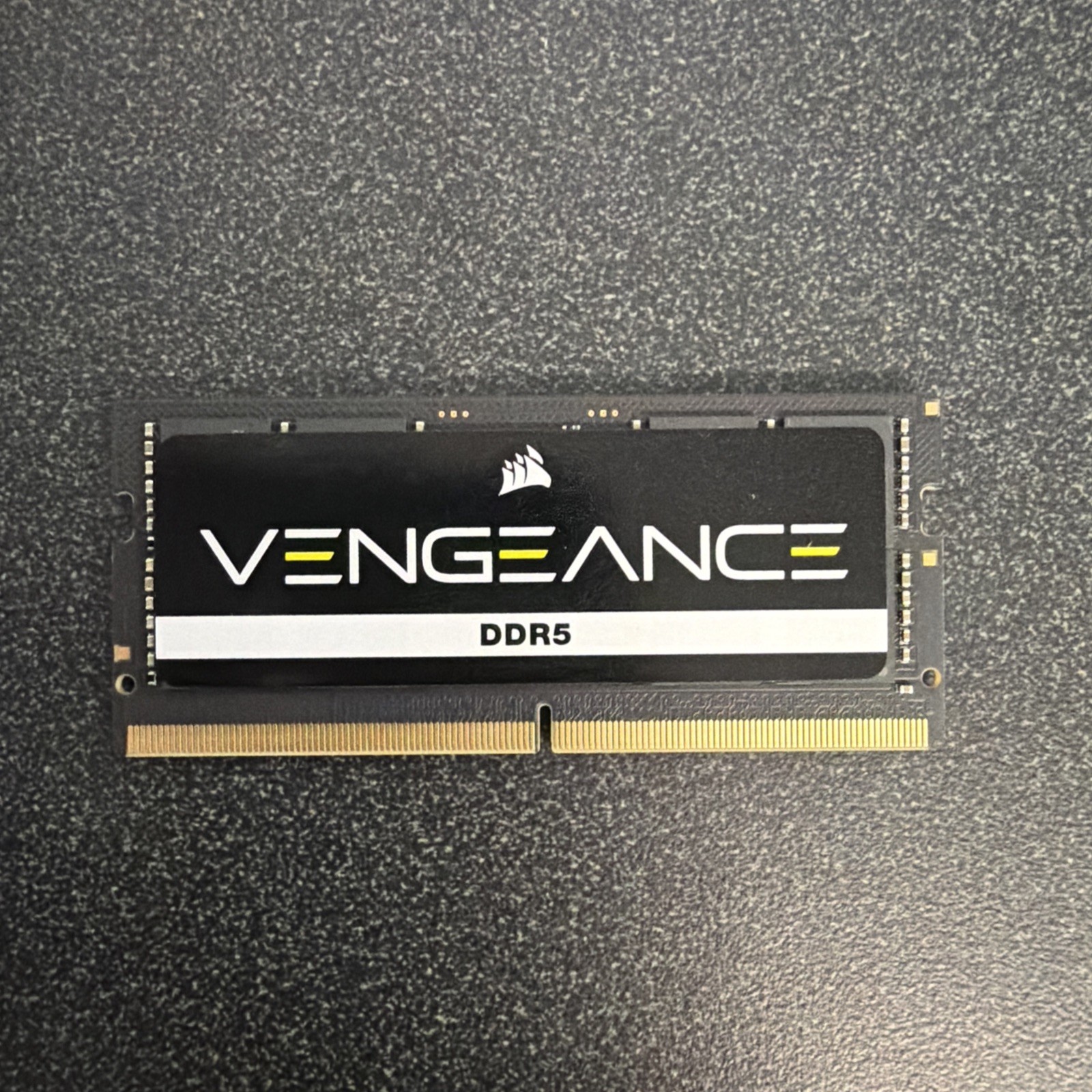 CORSAIR 32 GB RAM (32GB x1) DDR5-4800 PC5-38400 SO-DIMM LAPTOP MEMORY VENGEANCE