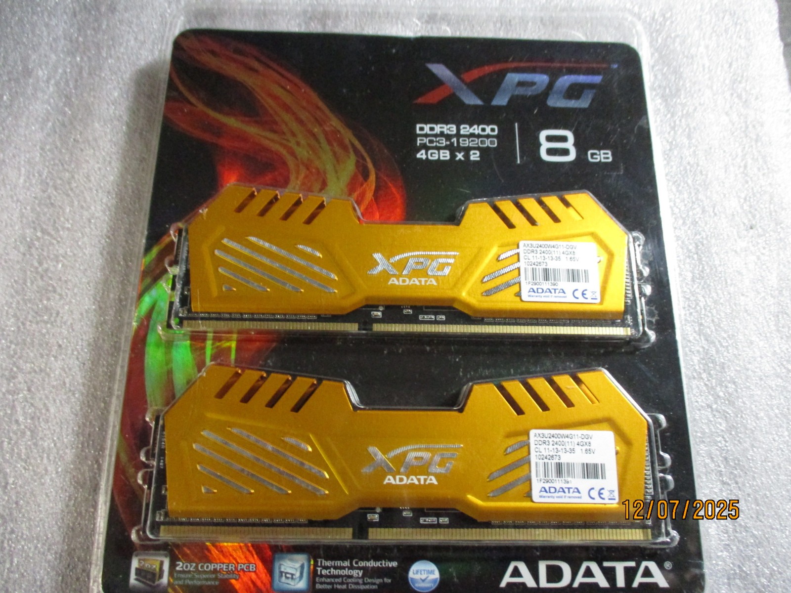 XPG V2 8GB (2 x 4GB) DDR3 2400 (PC3 19200) Desktop Memory Model AX3U2400W4G11-DG