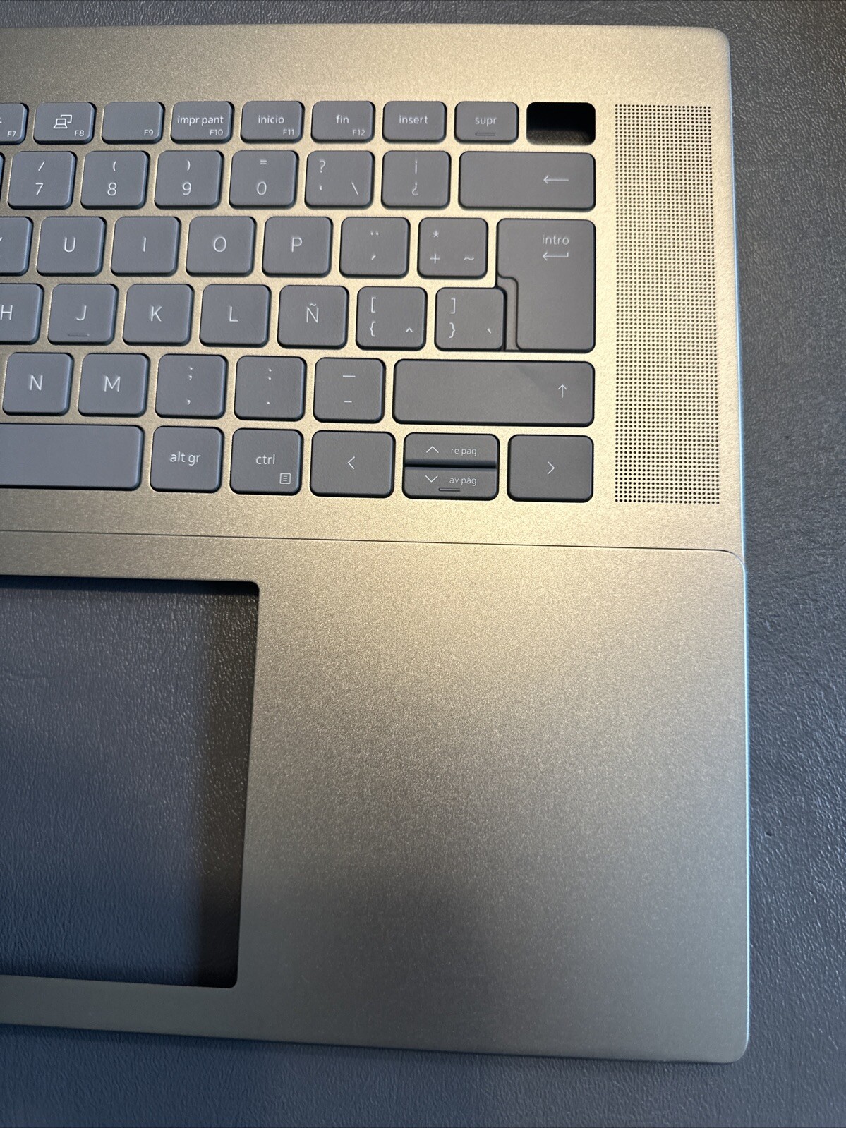 Spanish Brand New Dell Inspiron 16 5620 5625 Palmrest Kbd Hj5pc 0hj5pc 0WFGH5 N3