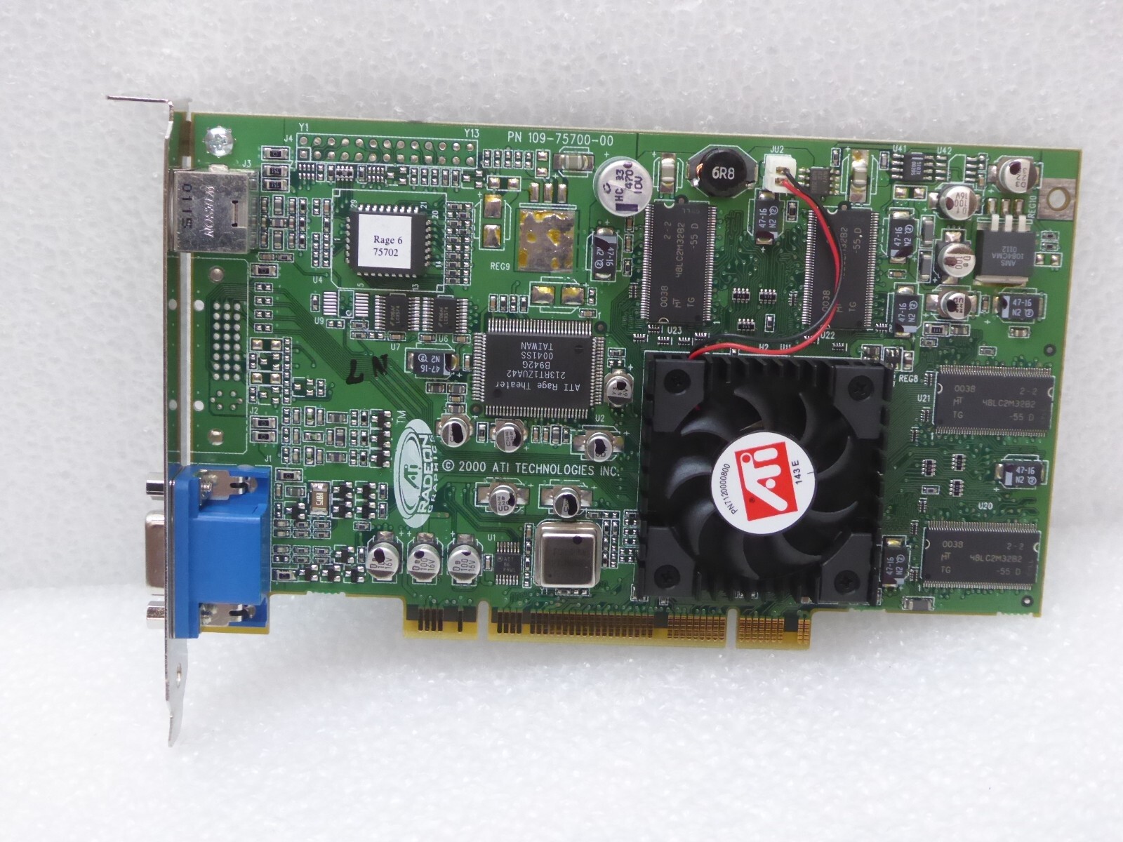 ATI Rage 6 SDR 32Mb 109-75700-00 Graphics Card