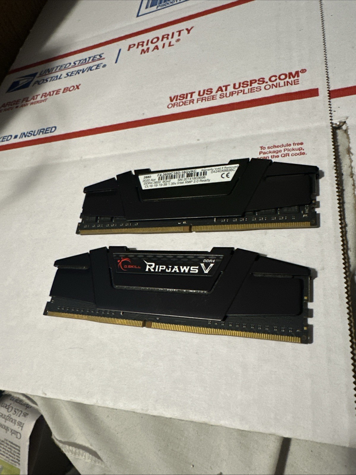 G.SKILL Ripjaws V 16GB (2x8GB) DDR4-3600 DIMM Intel XMP 2.0 F4-3600C16D-16GVK