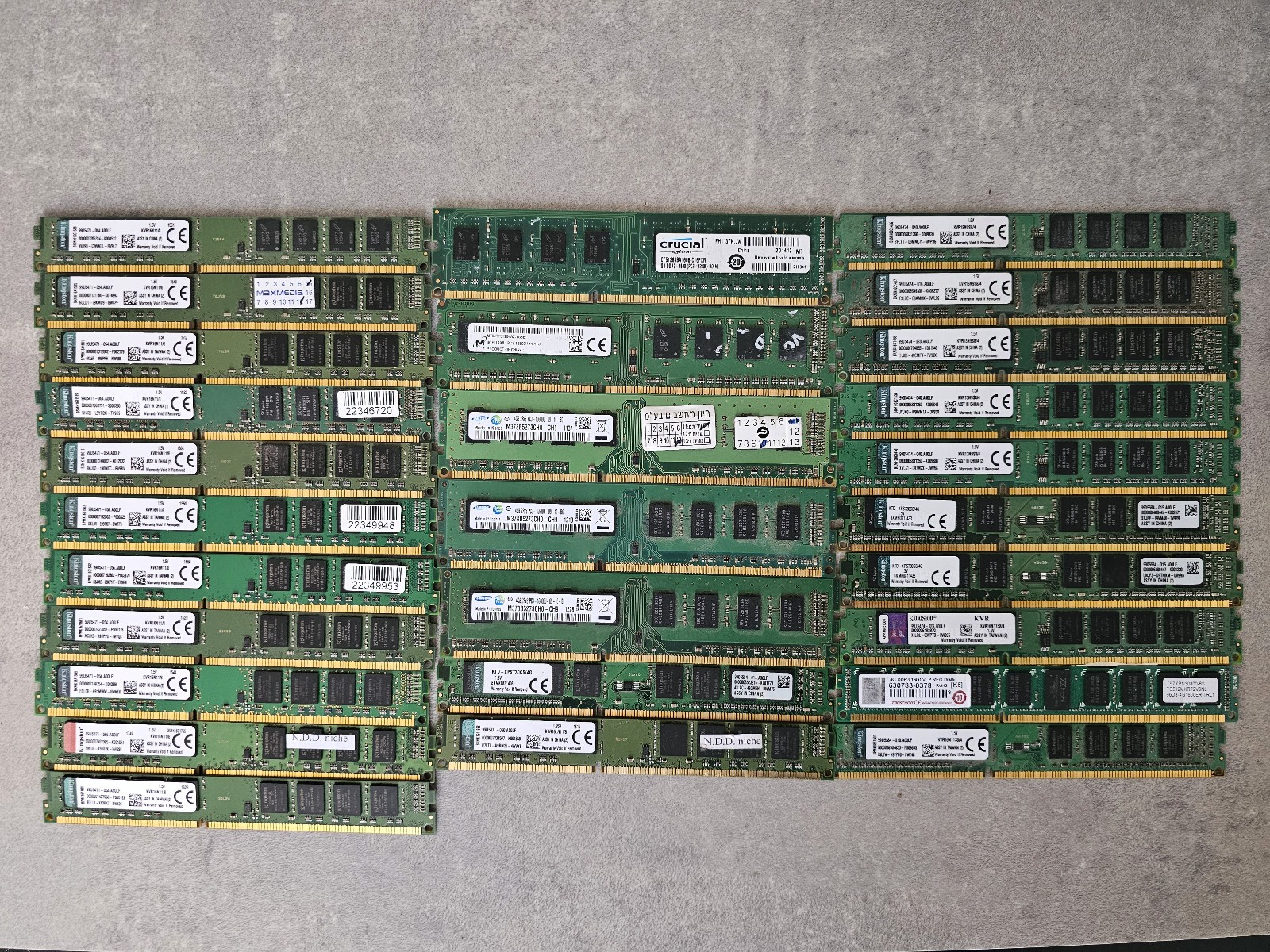 Mixed Lot of28 UNTESTED Major Brand 8GBx11 4GBx17 DDR3 SDRAM Desktop Memory RAM