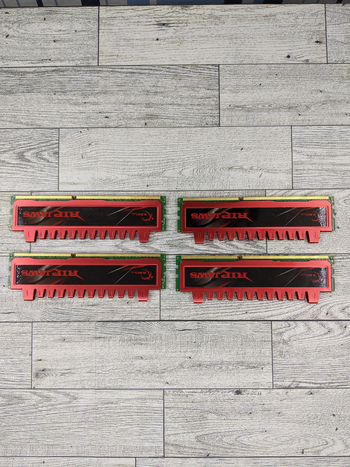 (4) G.Skill Ripjaws F3-12800CL9D-4GBRL DDR3-1600 4GB (2x2GB) Memory 8GB