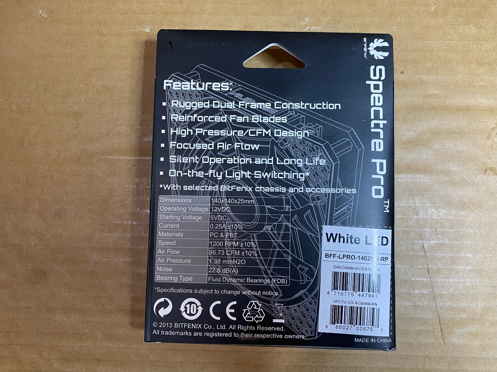 LOT 3x BitFenix Spectre Pro 140mm WHITE LED Case Fan 3-pin * BFF-LPRO-14025W-RP