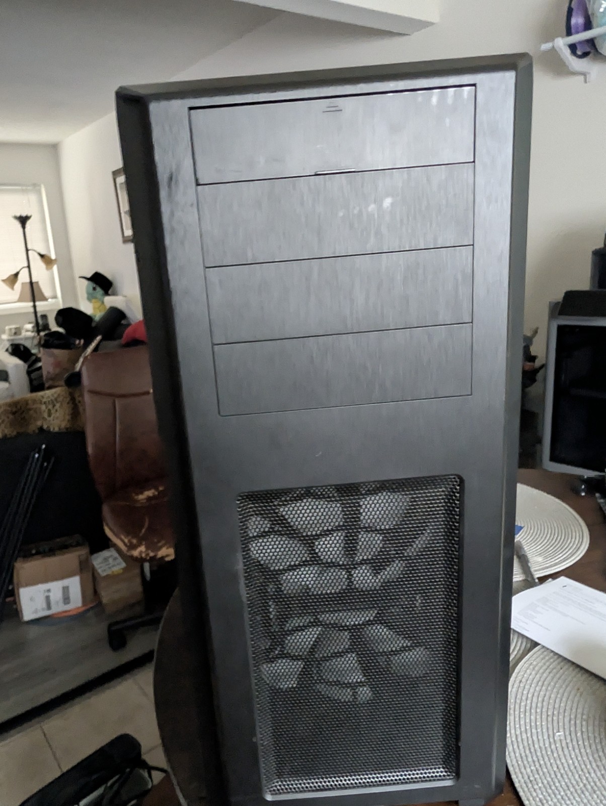 Phantek Enthoo Pro Full Tower Case – Includes All Original Accessories