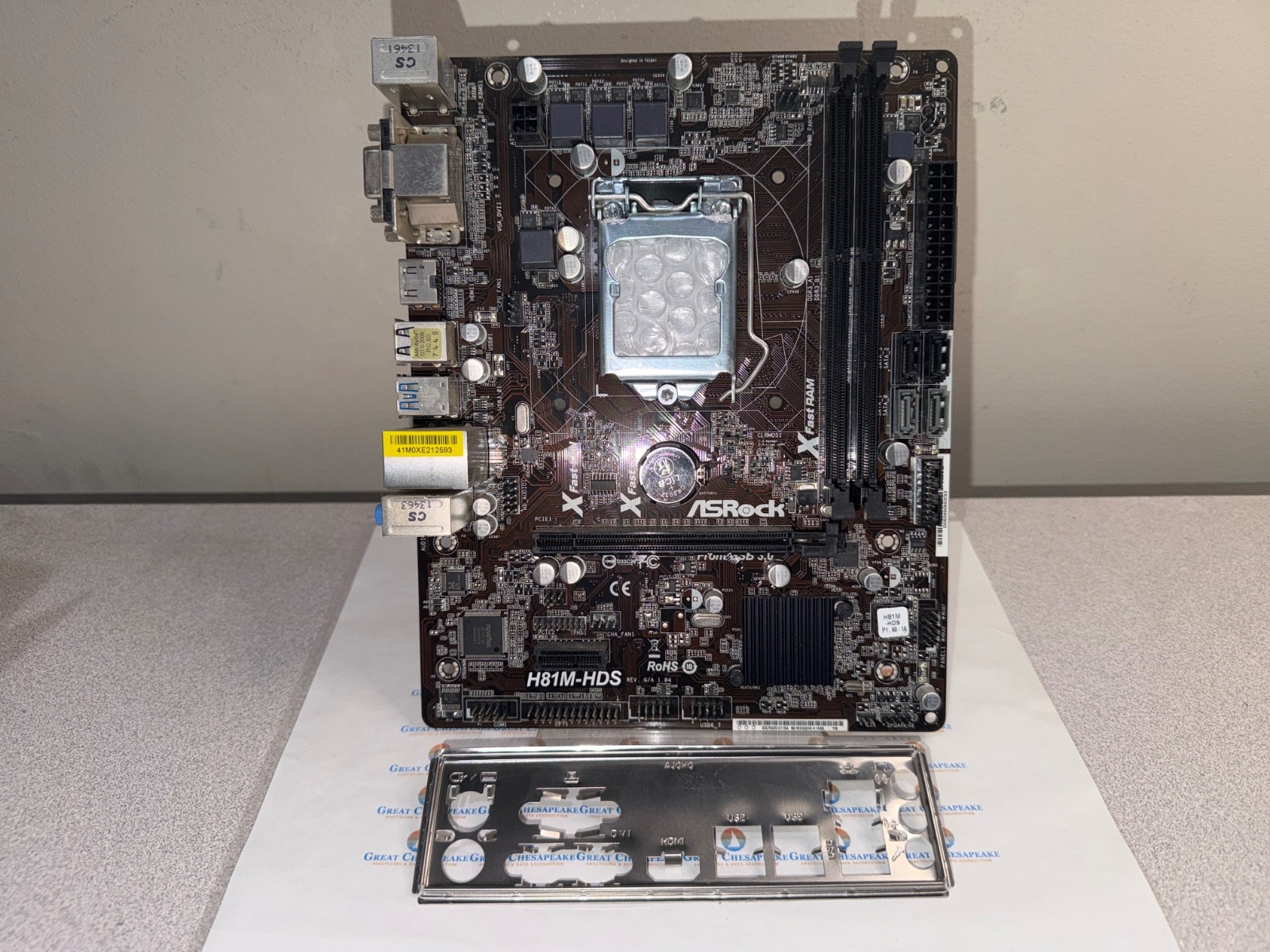 ASRock H81M-HDS Desktop Motherboard H81 LGA1150 DDR3 w/Faceplate TESTED!