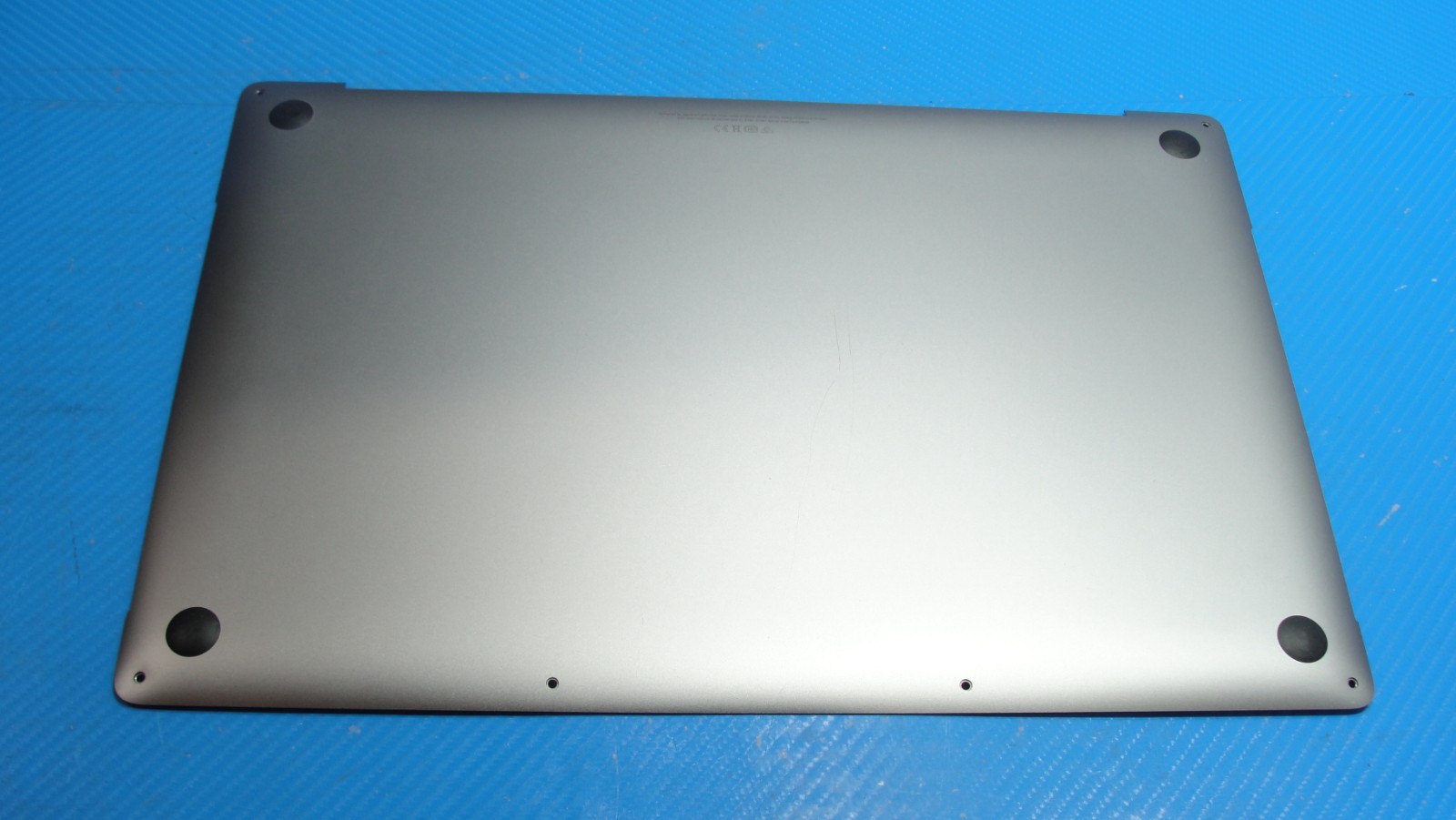 MacBook Pro 16″ A2141 2019 MVVJ2LL MVVK2LL Bottom Case Space Gray 923-03844