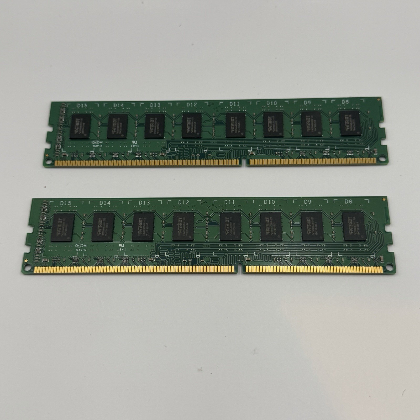 Patriot 8GB (2x4GB) DDR3 Desktop Memory Kit – PC3-12800U DDR3-1600MHz – PSD38G16