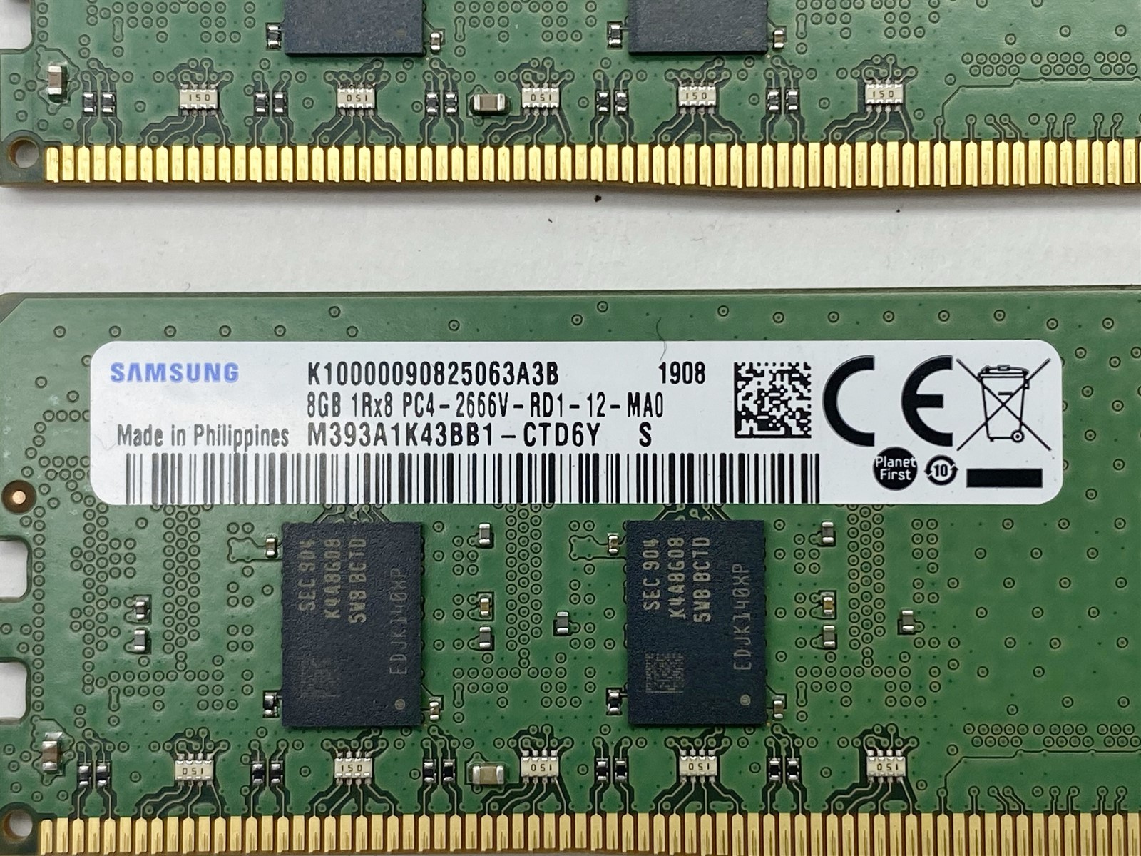 Samsung M393A1K43BB1-CTD6Y 16GB (2x8GB) PC4-21300 DDR4-2666MHz Reg ECC Memory