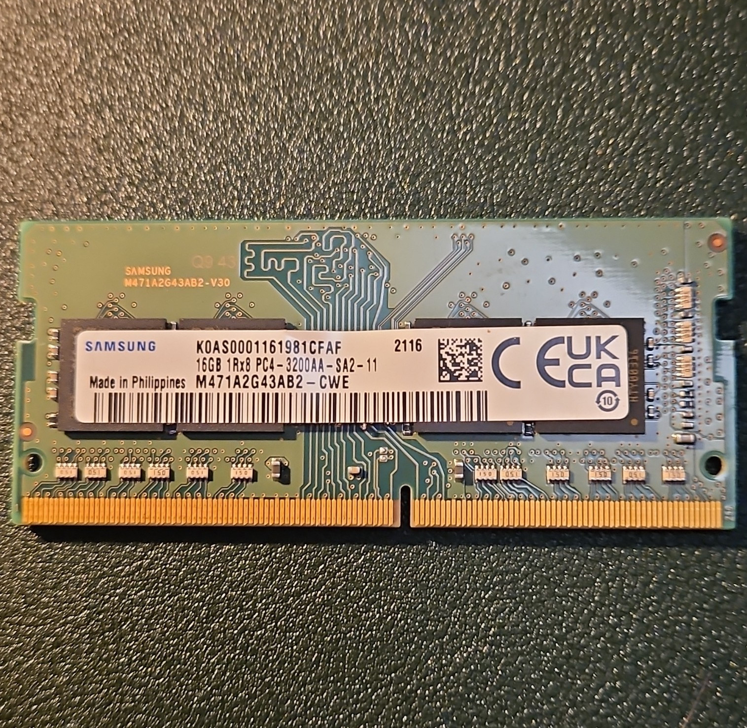 Samsung 16GB DDR4 PC4-3200AA 260-Pin SO-DIMM Non-ECC RAM M471A2G43AB2