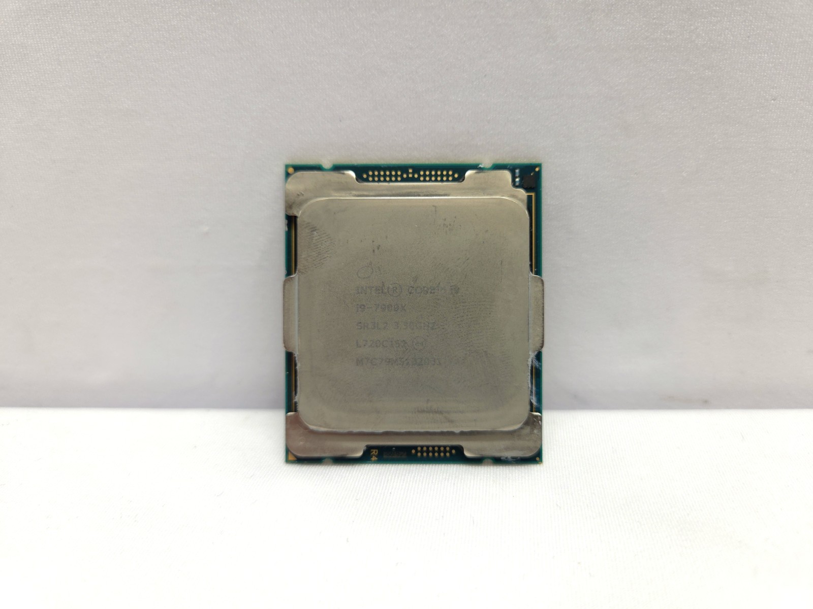 Intel Core i9-7900X 3.30GHz 10-Core 13.75MB SR3L2 140W CPU Processor