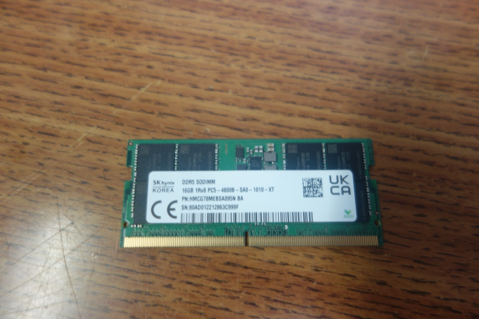 SK hynix 16GB PC5-1RX8 HMCG78MEBSA092N Laptop Memory