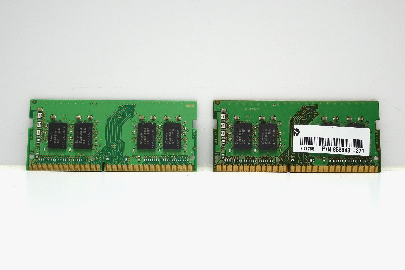 SK Hynix 16GB (2x8GB) 2400MHz DDR4 SO-DIMM RAM