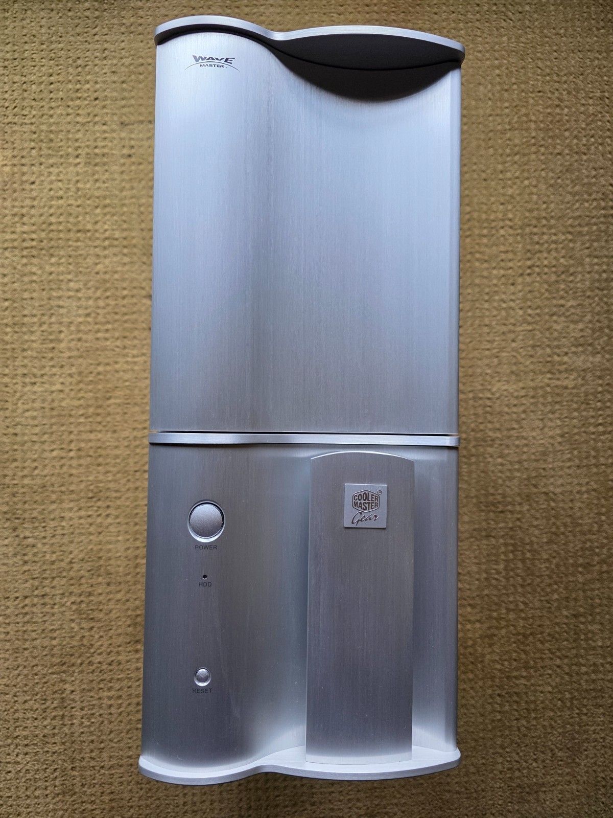 Vintage Cooler Master Wave Silver TAC-T01-E1C Aluminum ATX Mid Tower Case Mint!