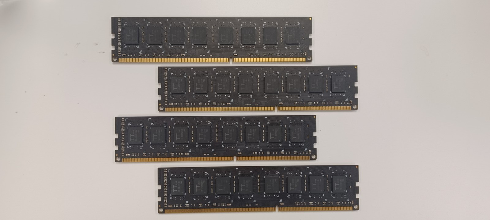 4-Timetec 8GB DDR3L / DDR3 1600MHz (DDR3L-1600) PC3L-12800 / PC3-12800