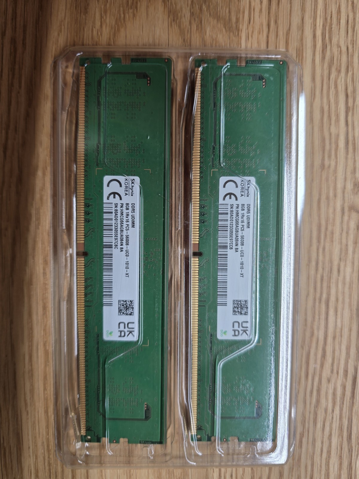 SK Hynix 16GB DDR5-5600B (2*8Gb)