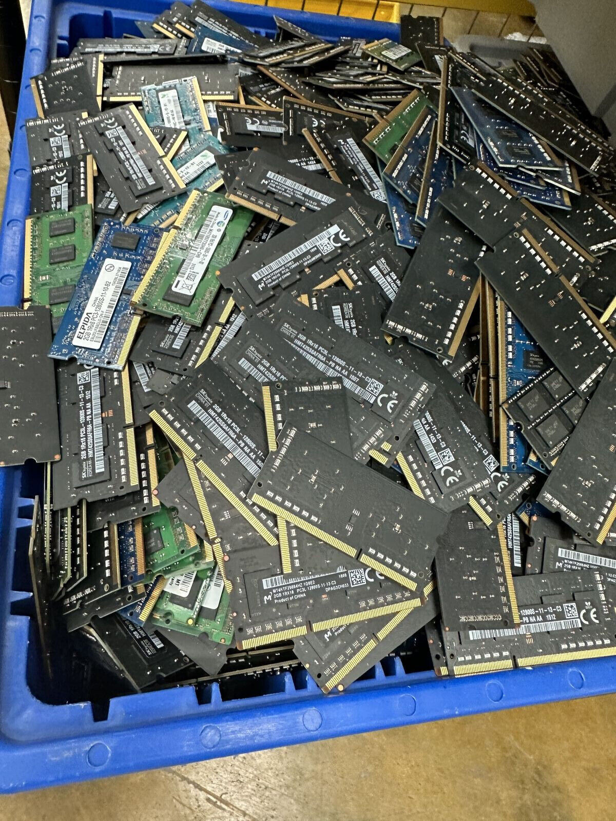 4GB DDR3 1600 MHz PC3L-12800 204 Pin Laptop SODIMM MIXED MAJOR BRAND LOWVOLTAGE