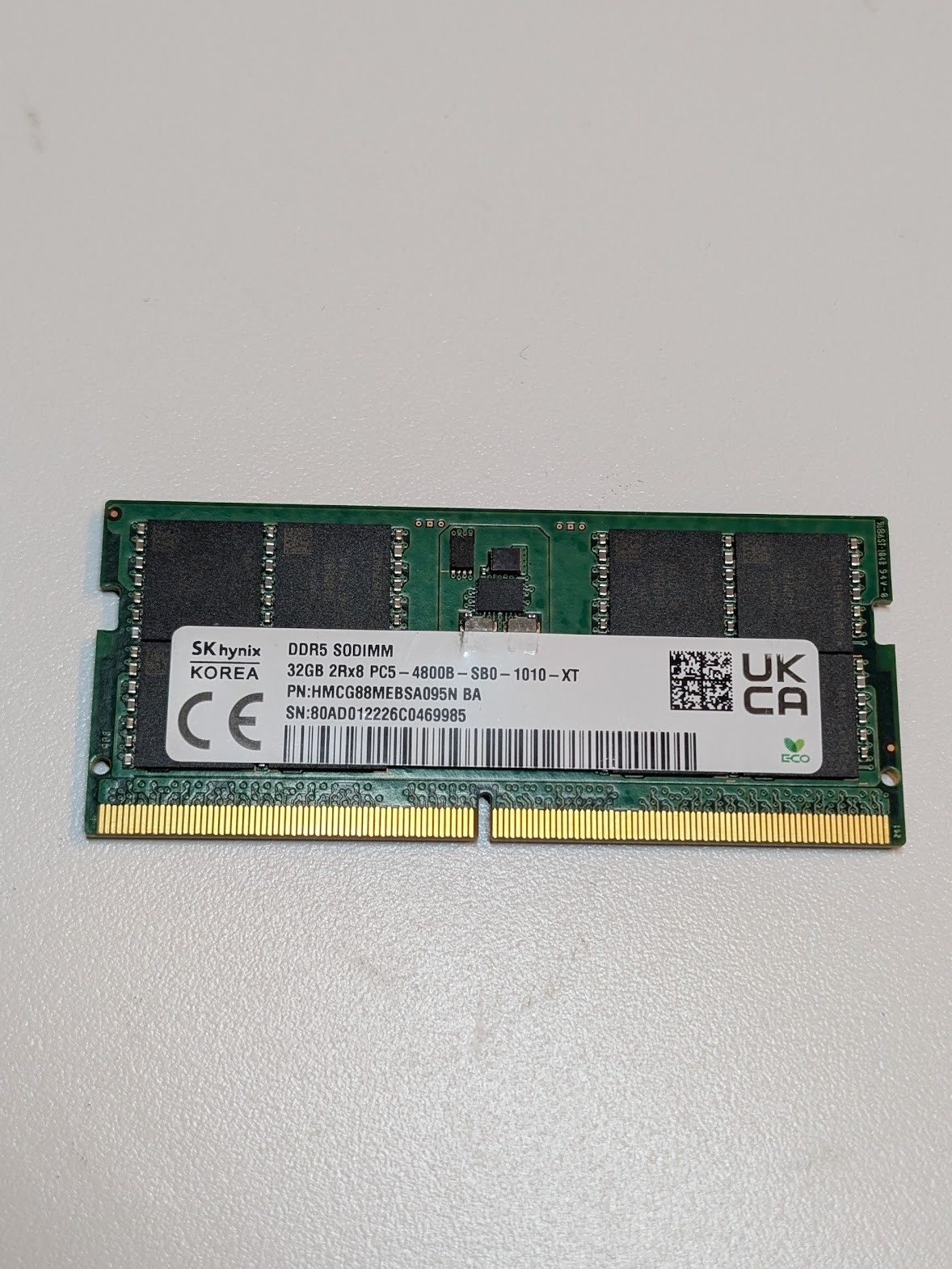 SK hynix 32GB 1x32GB DDR5 4800 CL40 SODIMM Laptop RAM Memory HMCG88MEBSA095N
