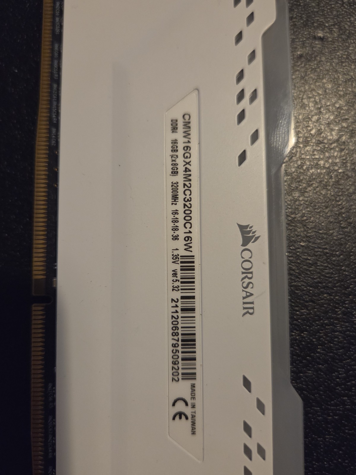 Corsair Vengeance RGB Pro 16GB 2 x 8GB DDR4-3200 White