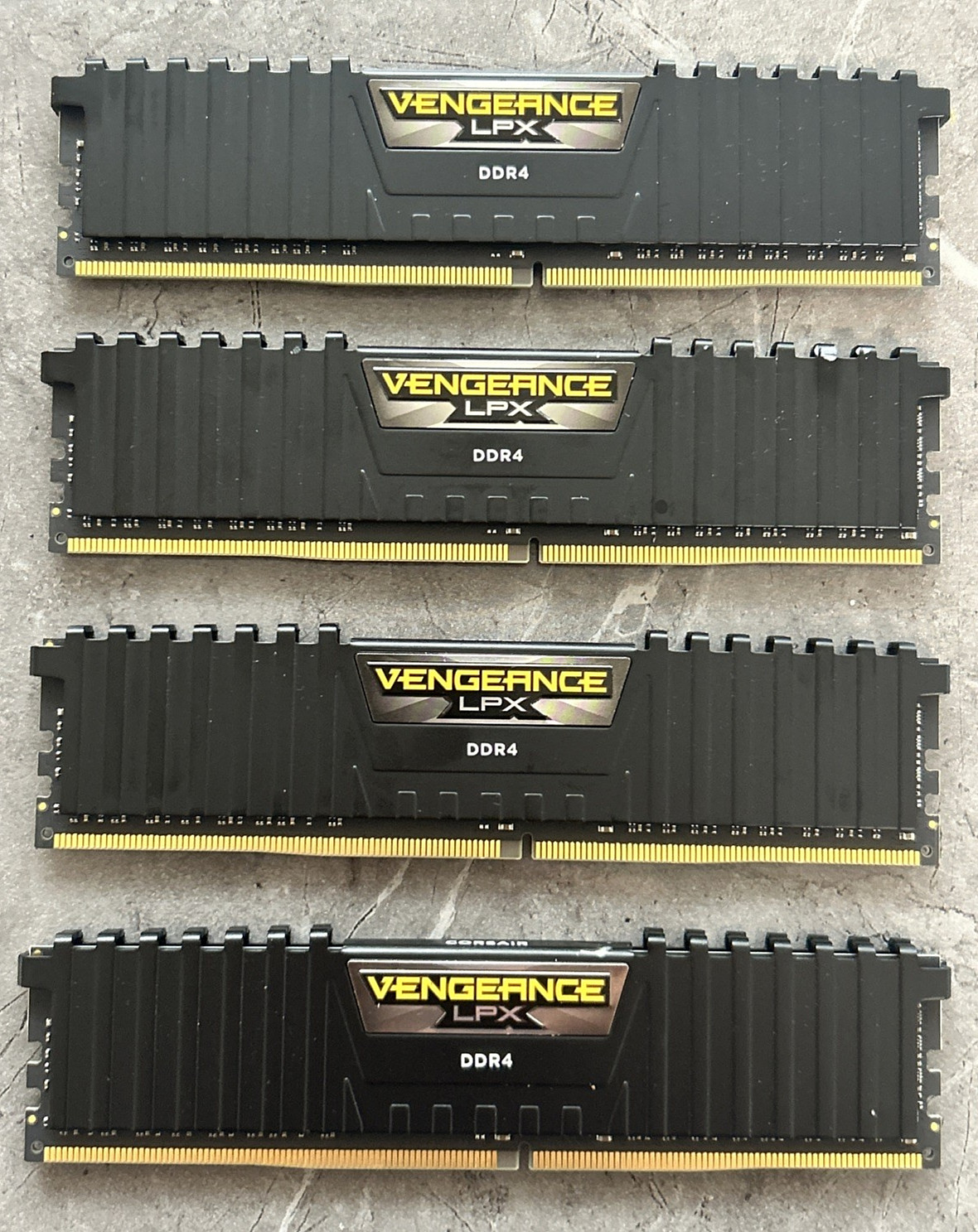 Corsair VENGEANCE LPX 64GB (4x16GB) 3200MHz 288 Pin DIMM DDR4 RAM Kit