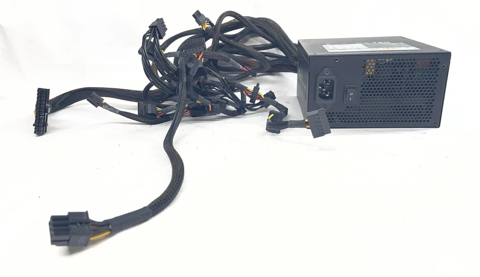 Corsair CX750M 750W Modular Power Supply Model 75-001447 TESTED AND WORKING